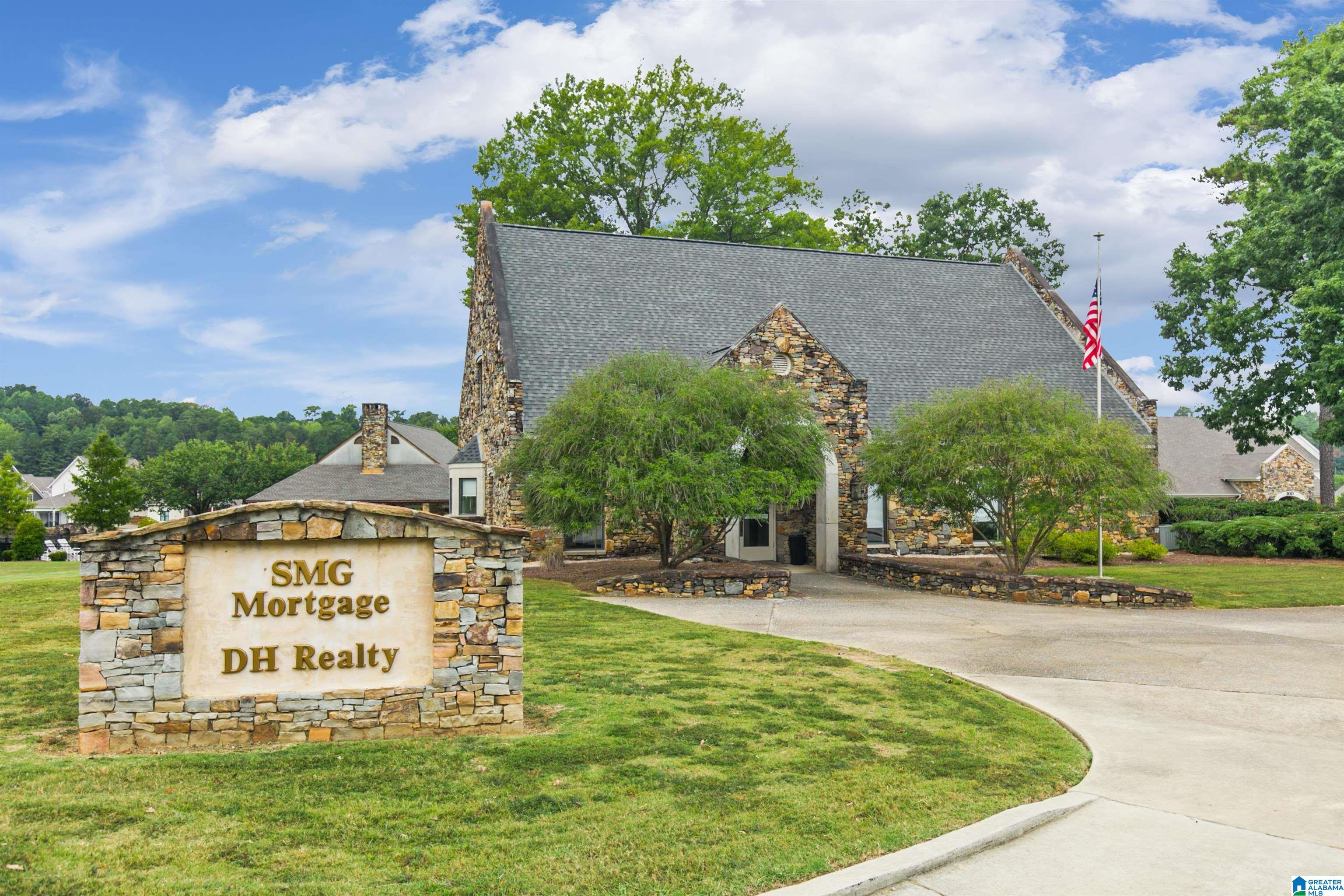 411 GRIFFIN PARK LANE