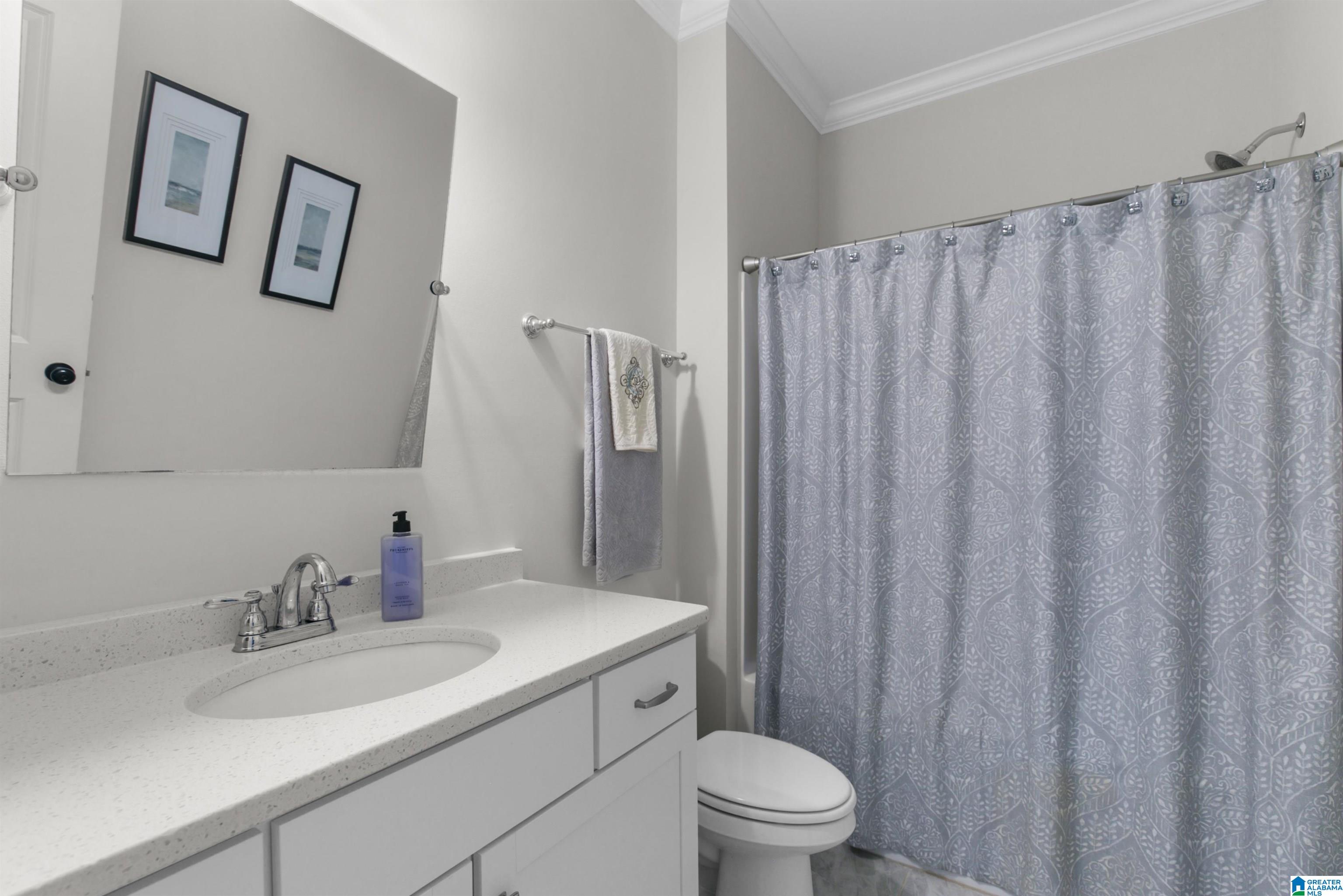 411 GRIFFIN PARK LANE