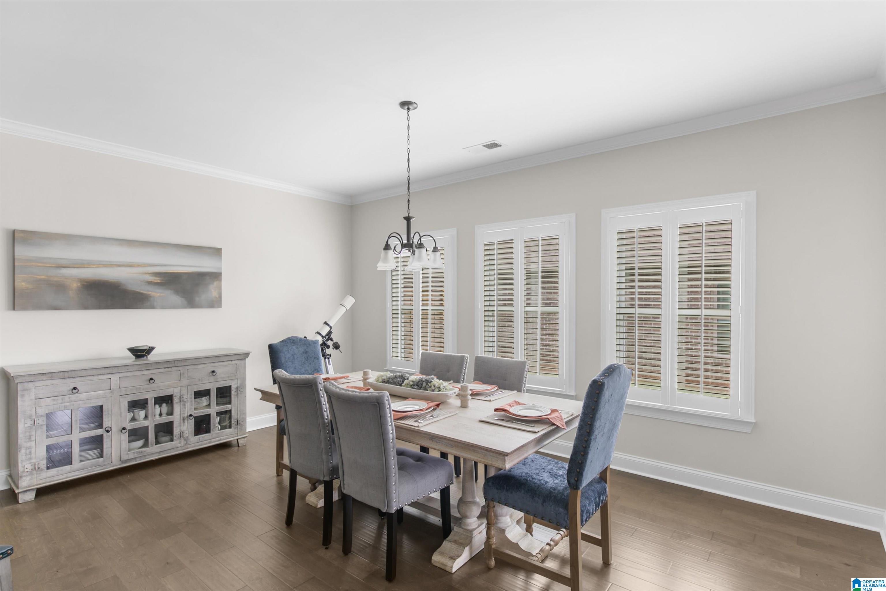 411 GRIFFIN PARK LANE