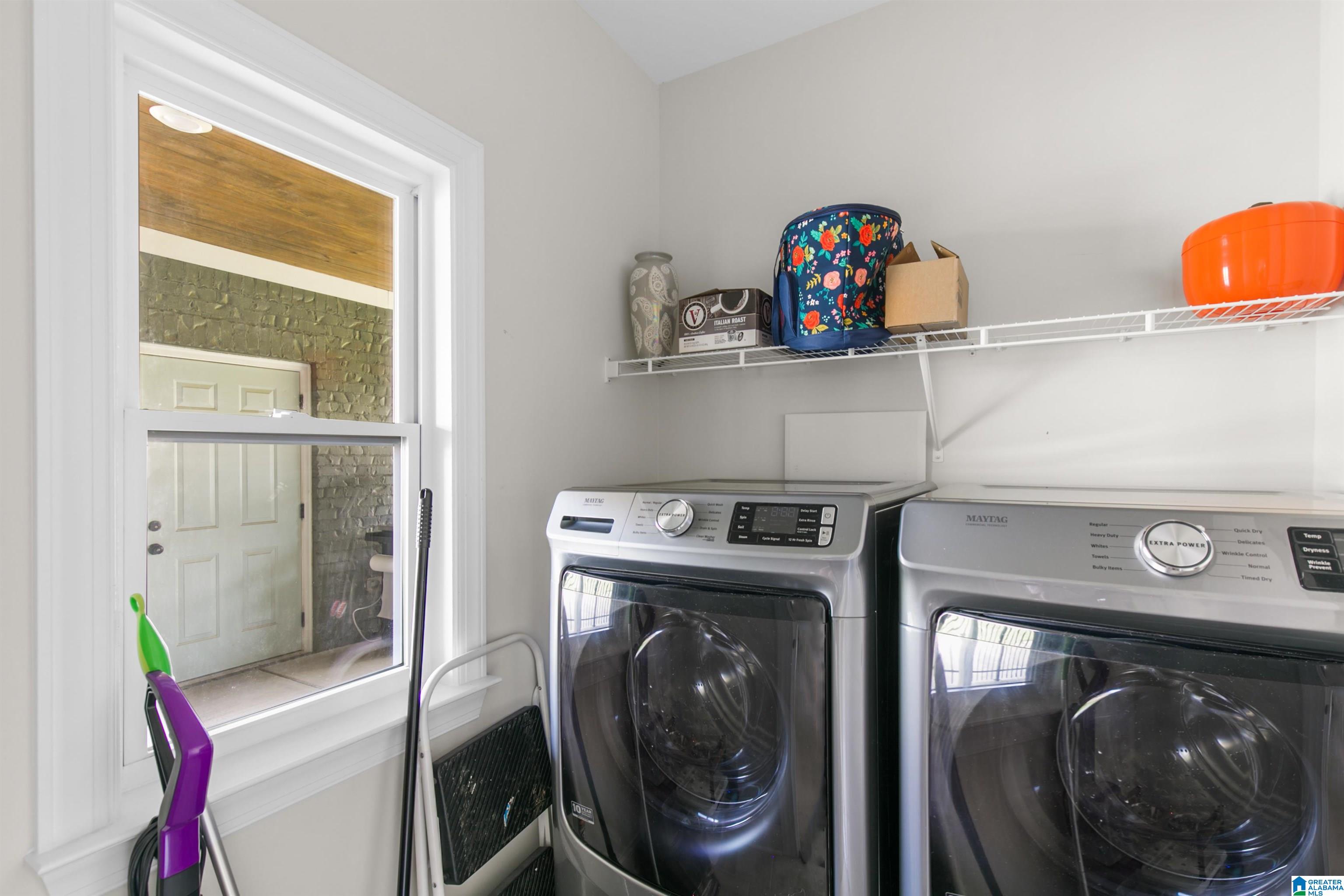 411 GRIFFIN PARK LANE