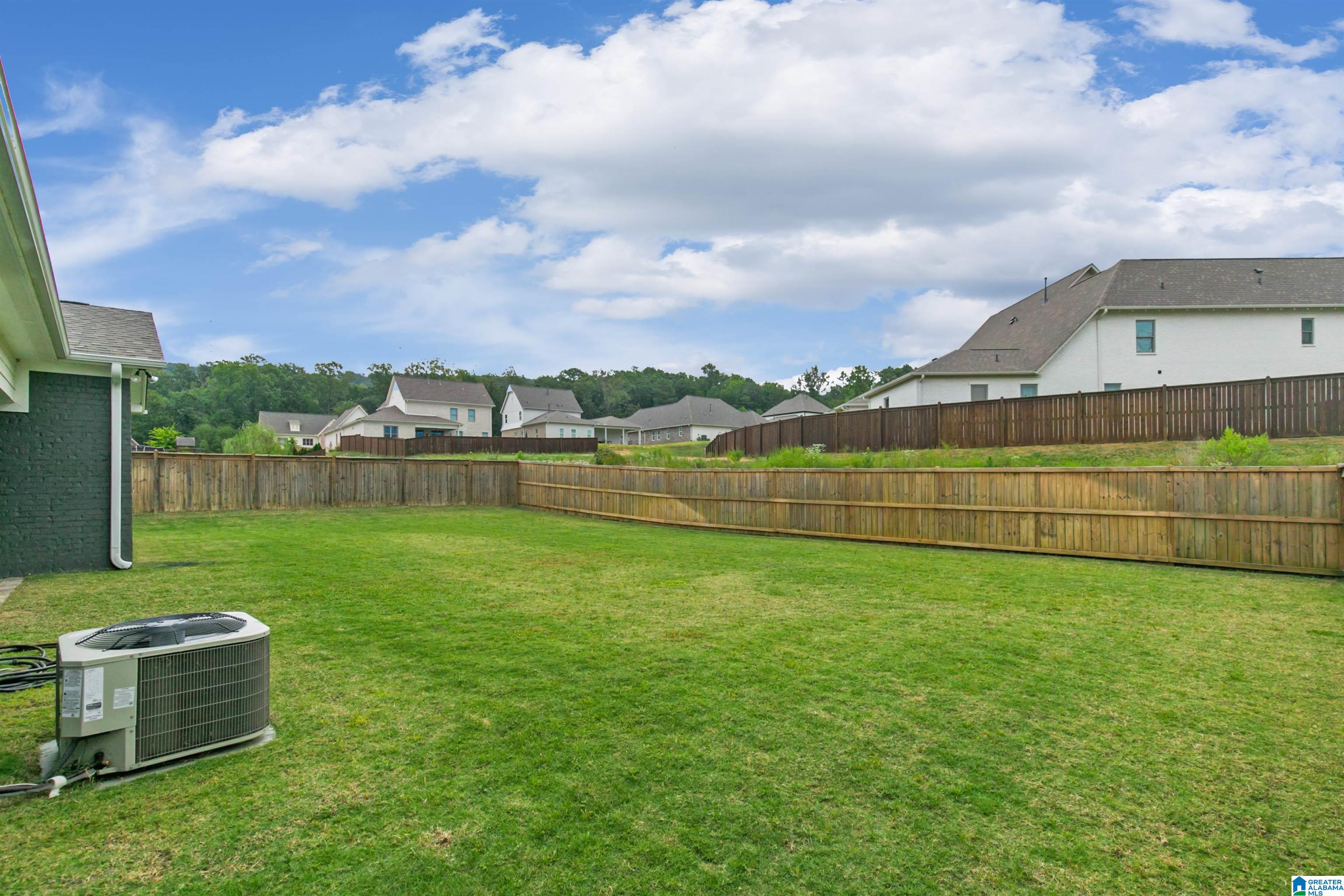 411 GRIFFIN PARK LANE