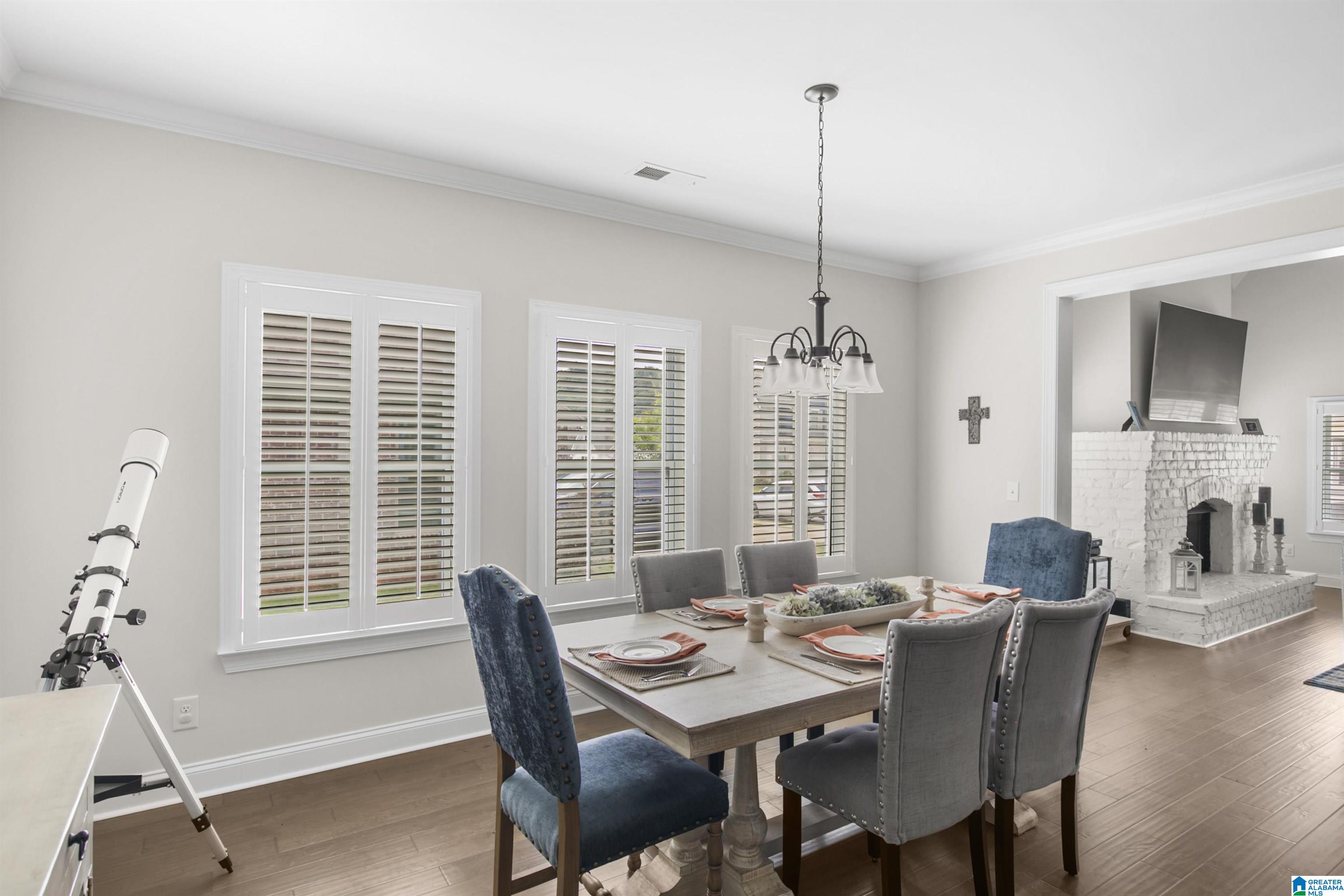 411 GRIFFIN PARK LANE