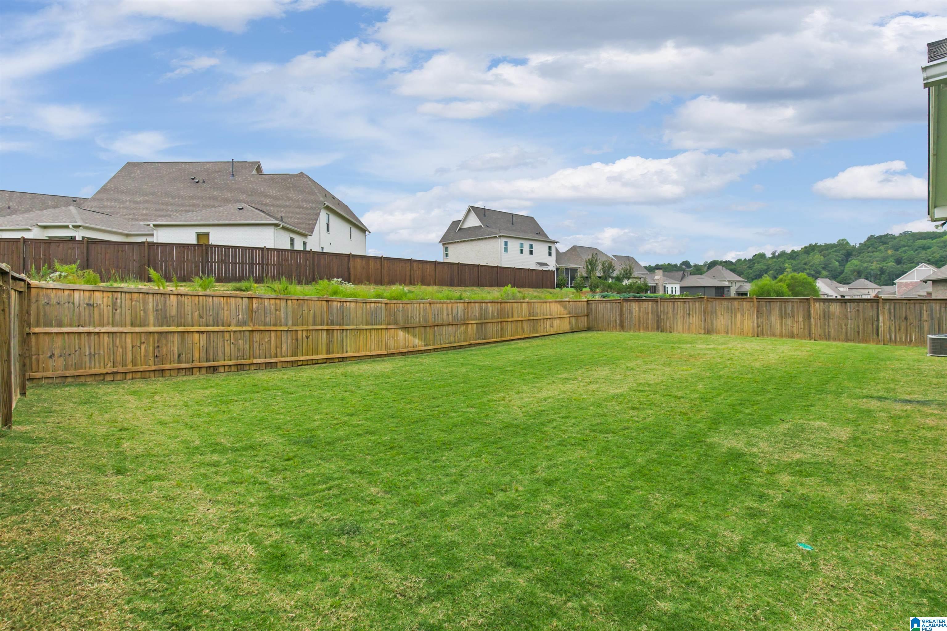 411 GRIFFIN PARK LANE