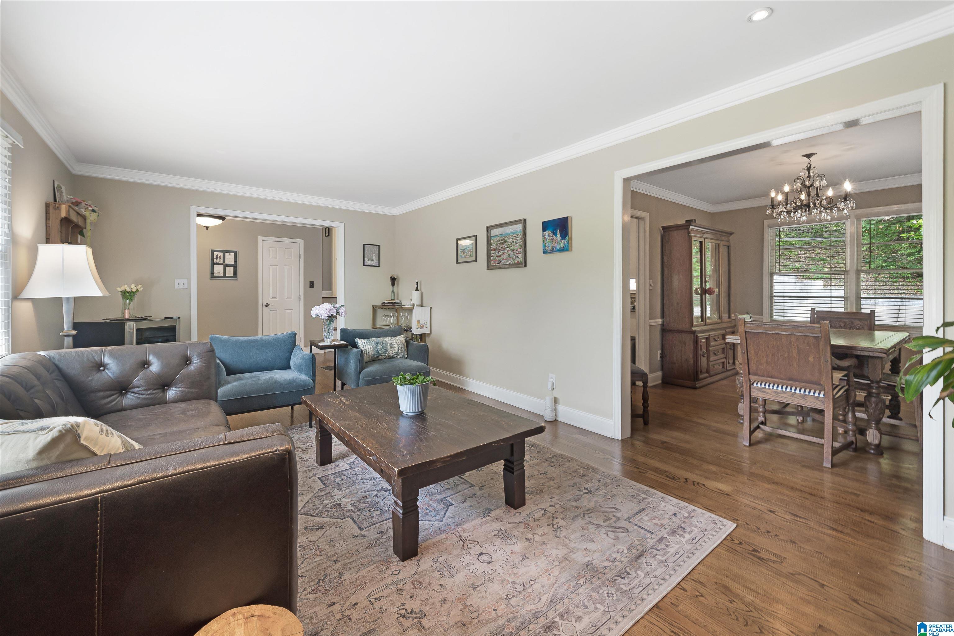 2533 ALTADENA FOREST CIRCLE