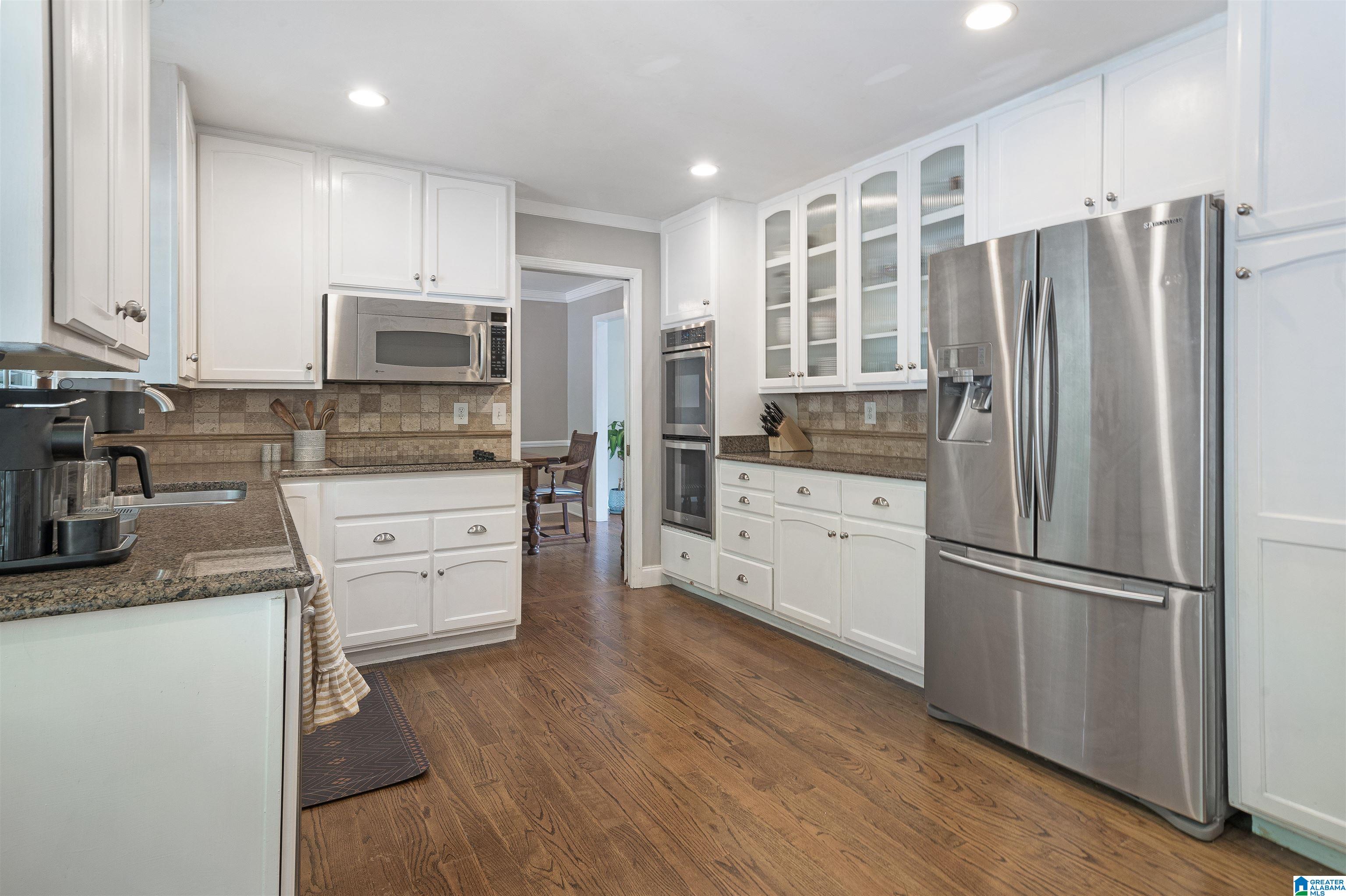 2533 ALTADENA FOREST CIRCLE