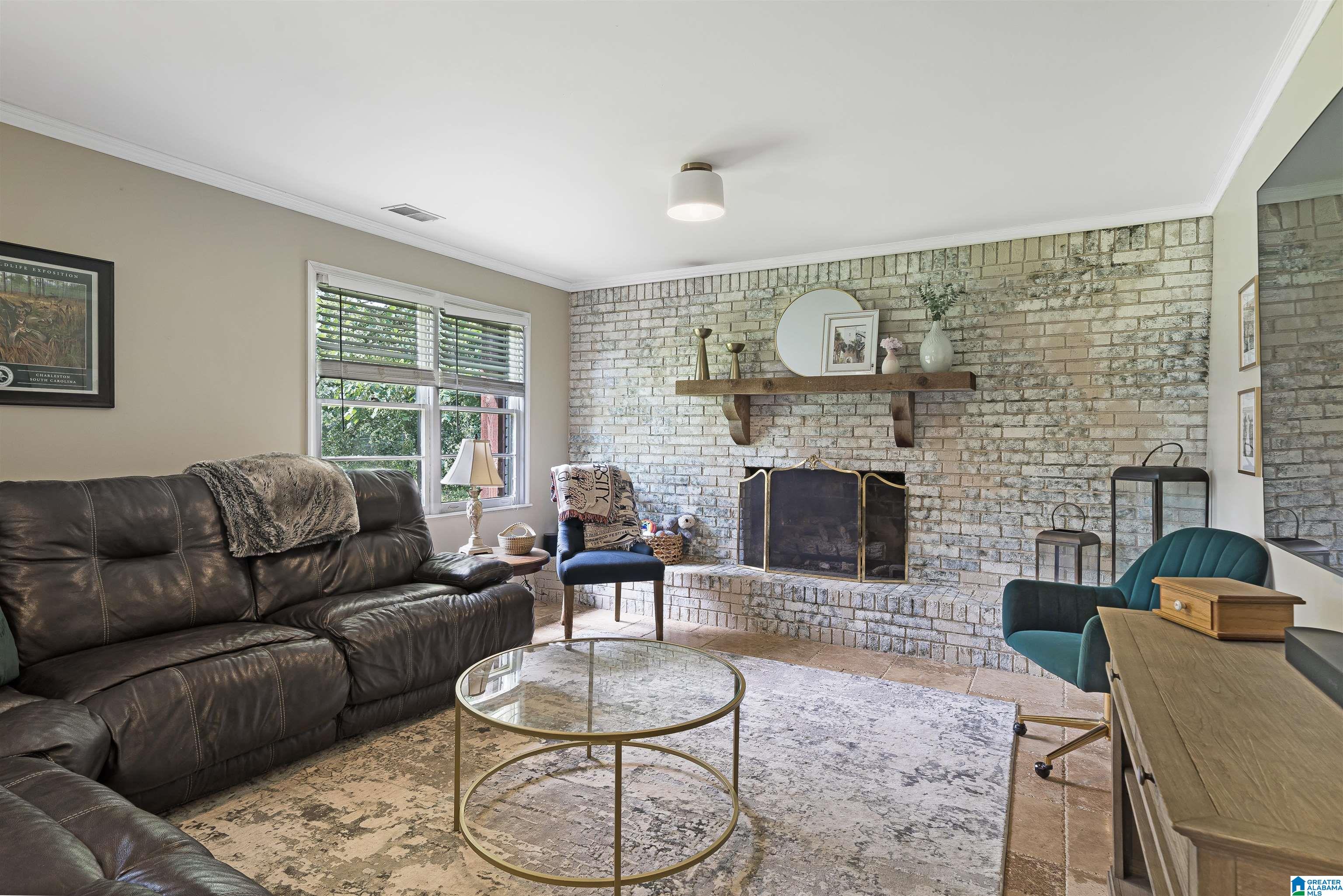 2533 ALTADENA FOREST CIRCLE