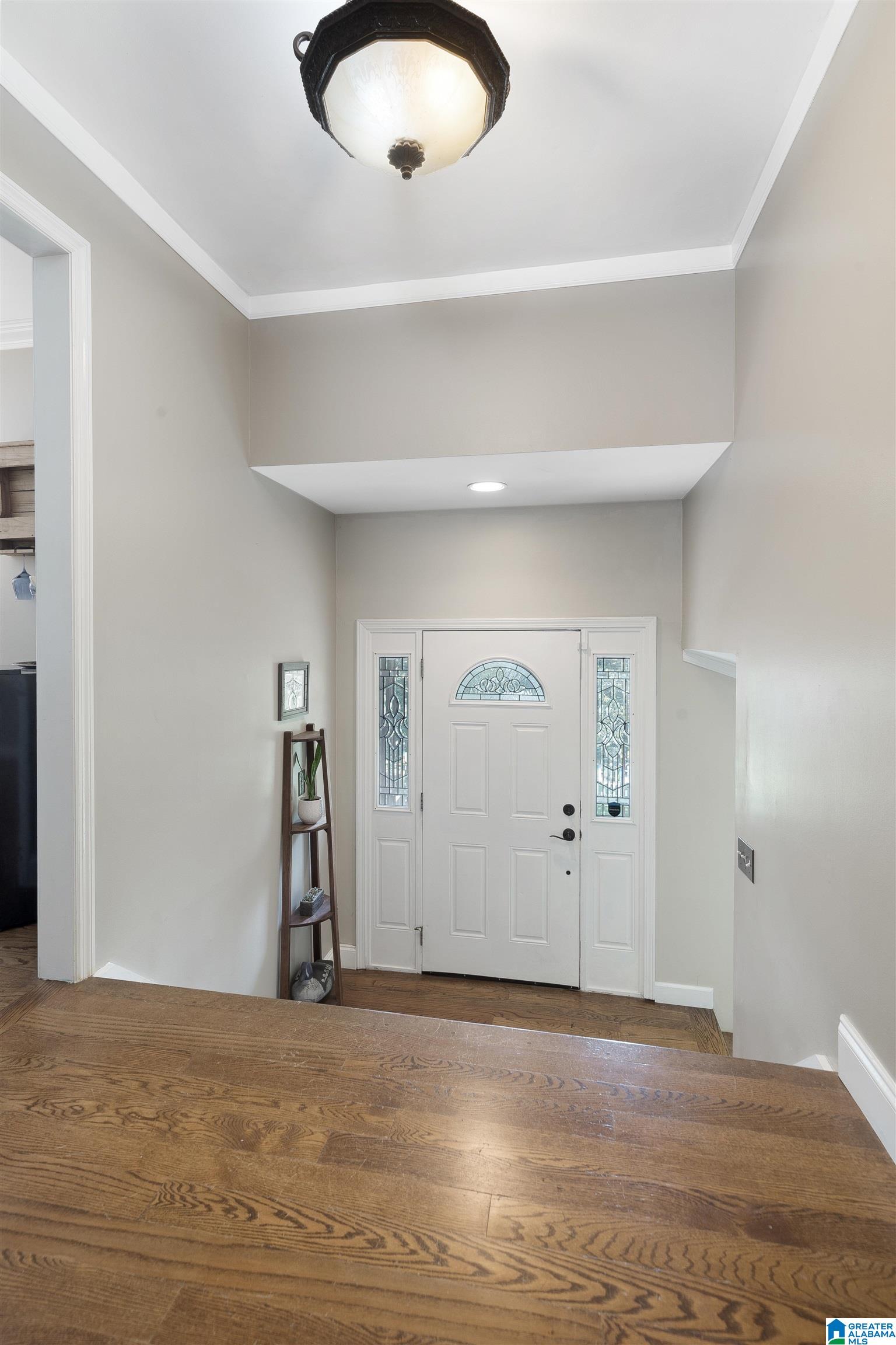 2533 ALTADENA FOREST CIRCLE