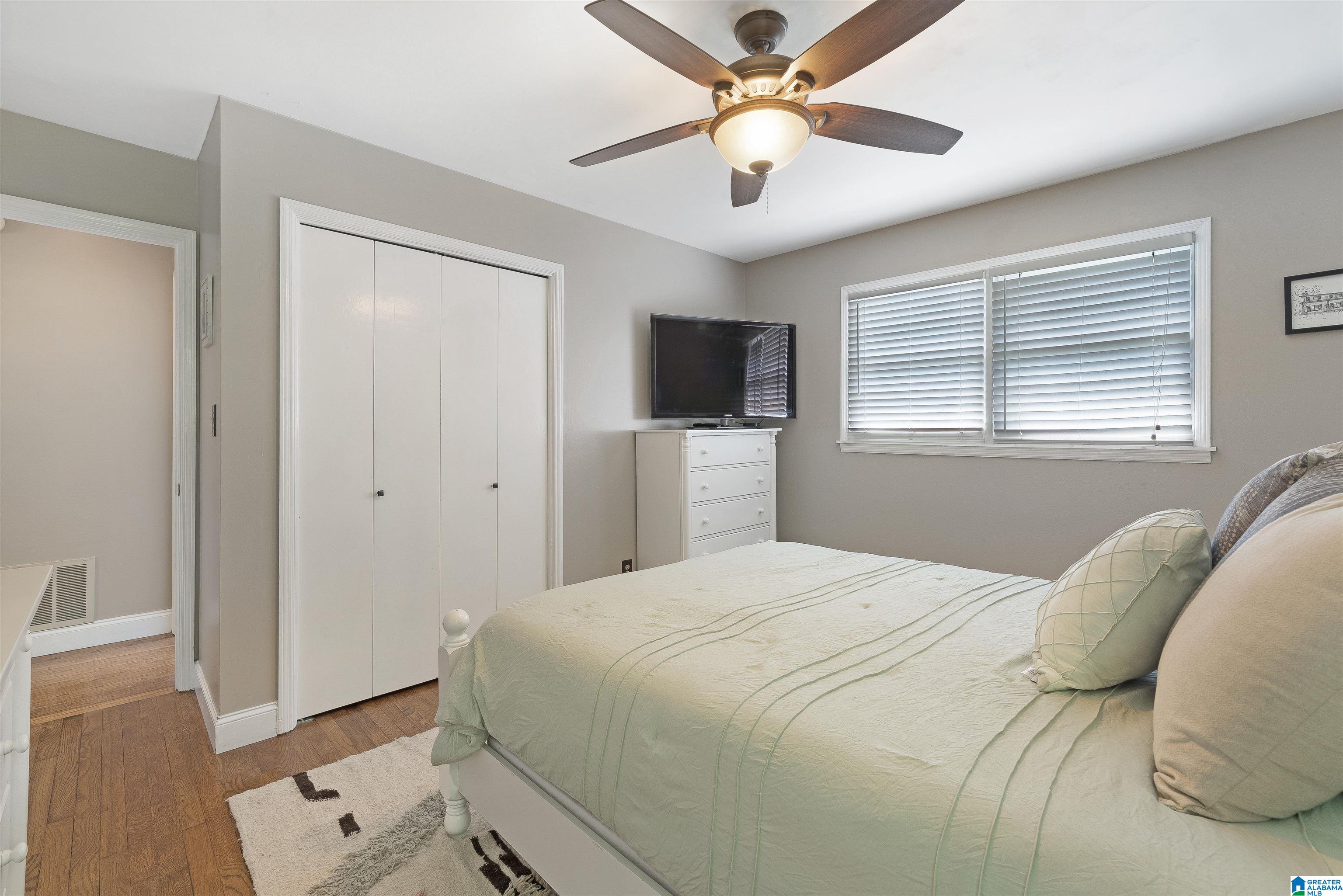 2533 ALTADENA FOREST CIRCLE