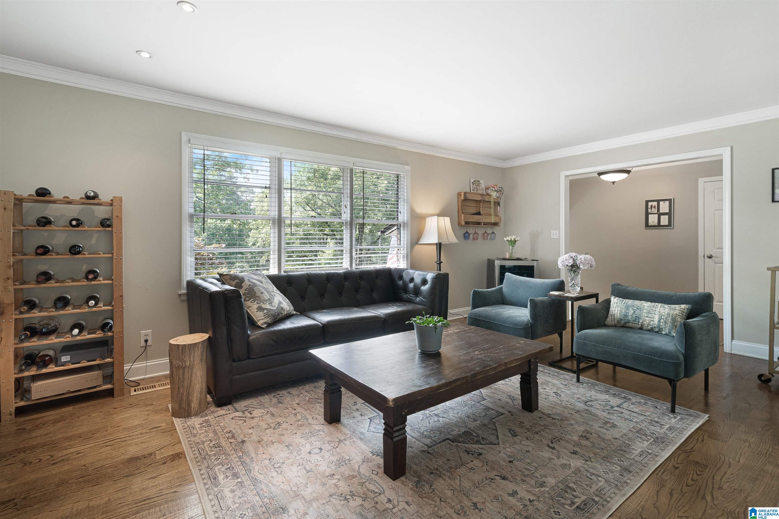 2533 ALTADENA FOREST CIRCLE