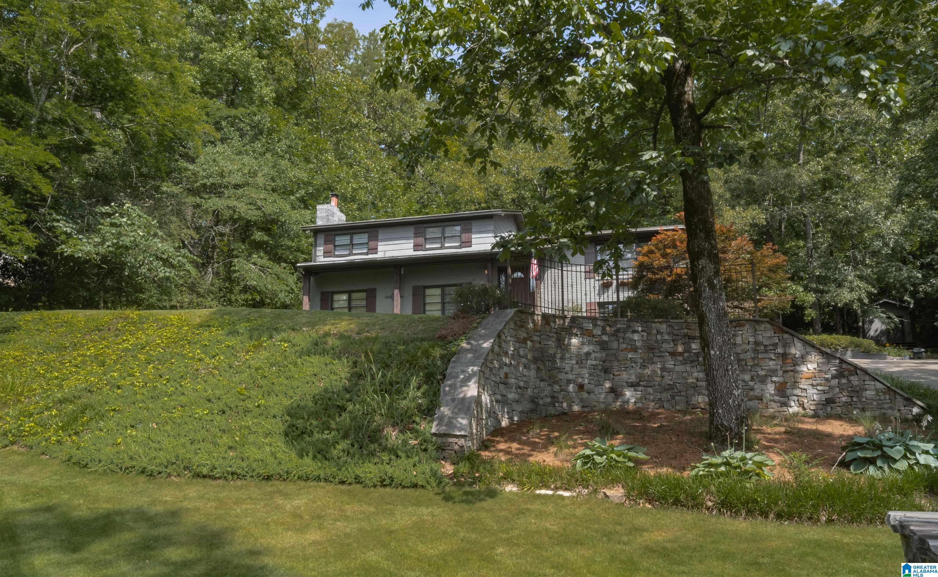 2533 ALTADENA FOREST CIRCLE