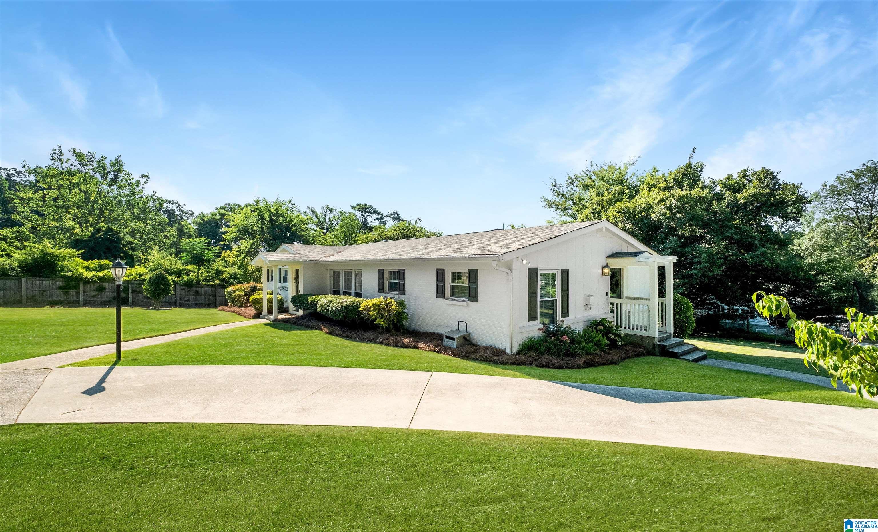 1517 LINDA VISTA DRIVE