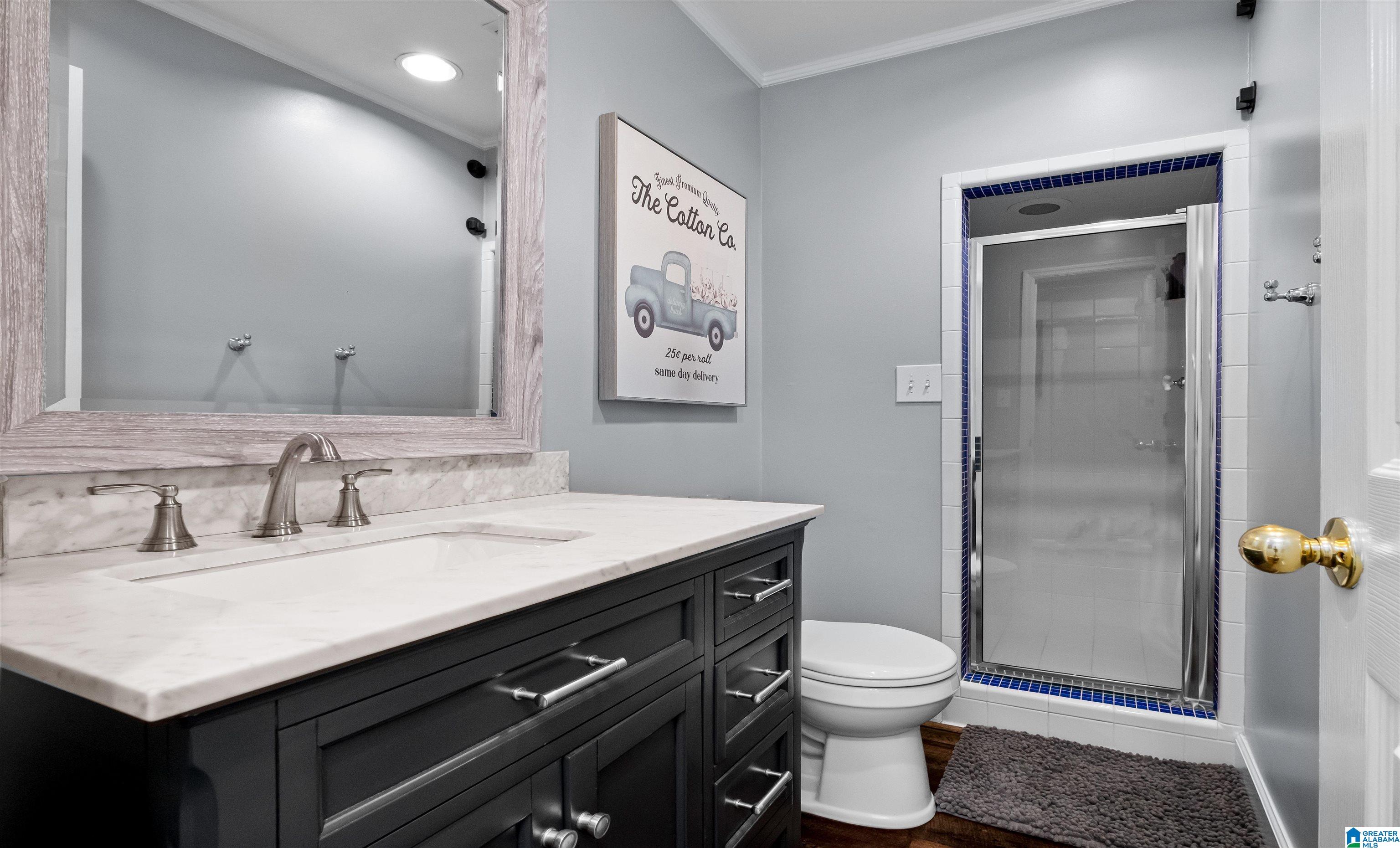 1517 LINDA VISTA DRIVE