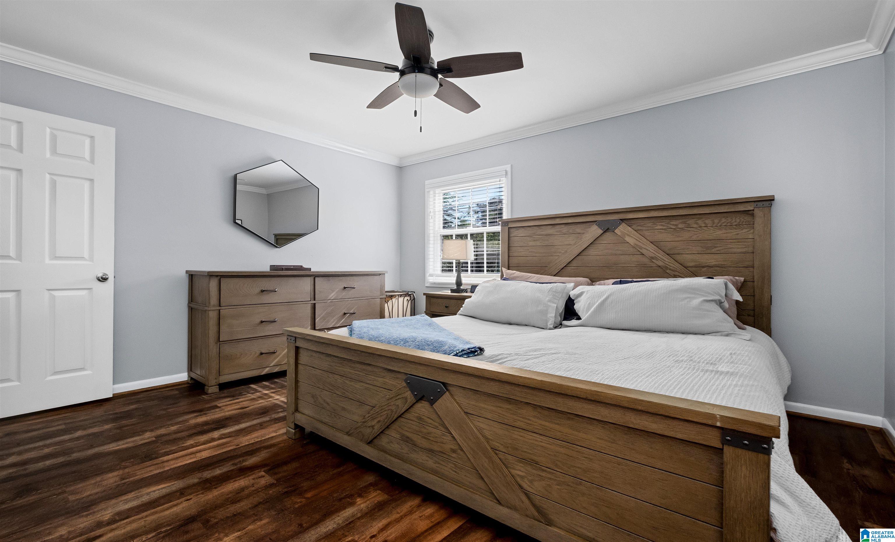 1517 LINDA VISTA DRIVE