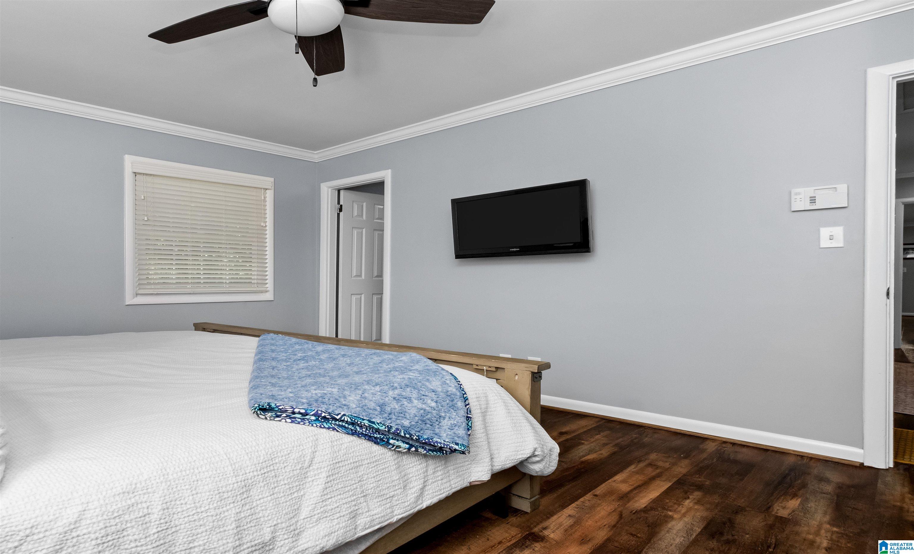 1517 LINDA VISTA DRIVE