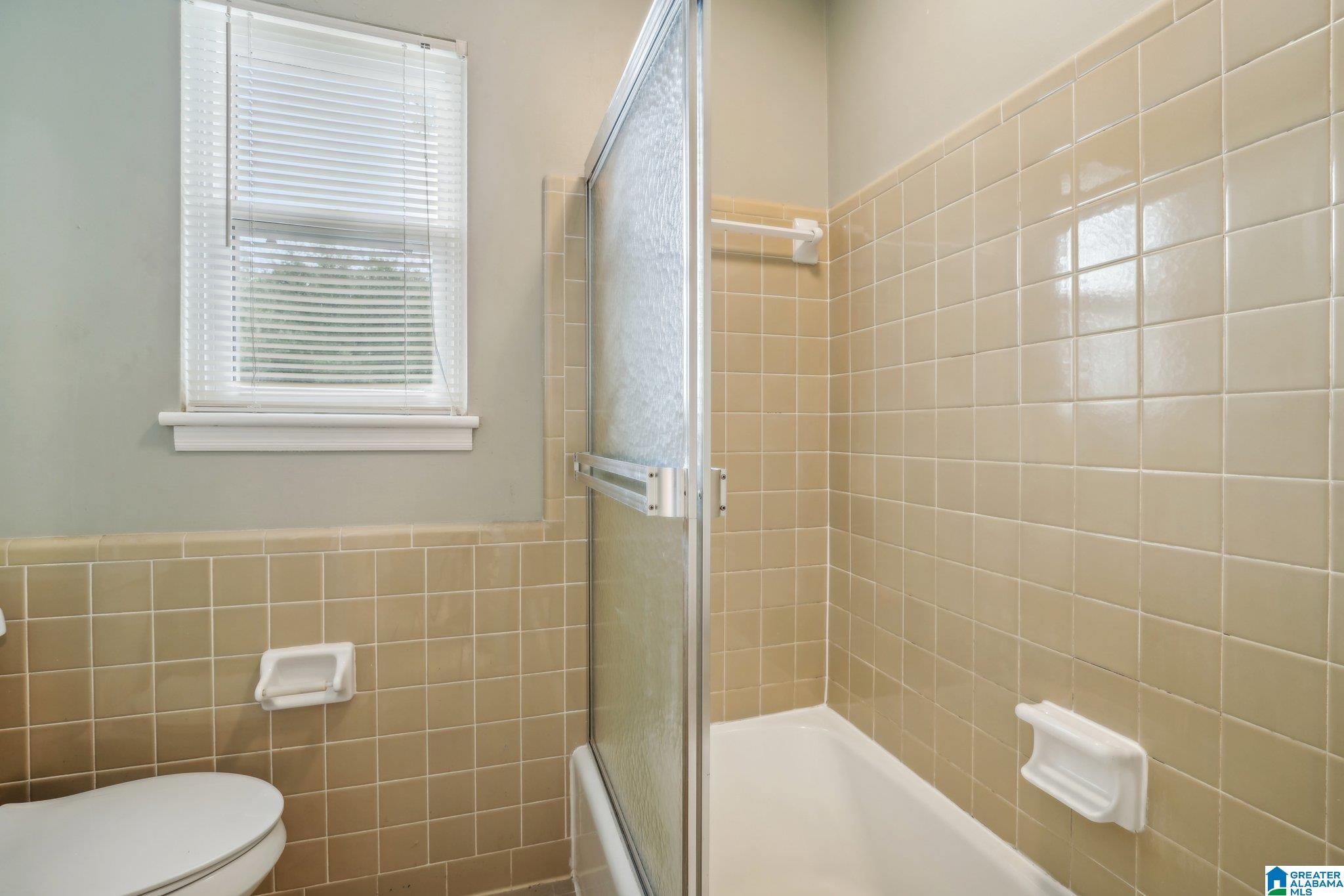 2032 MONTREAT PARKWAY 2032