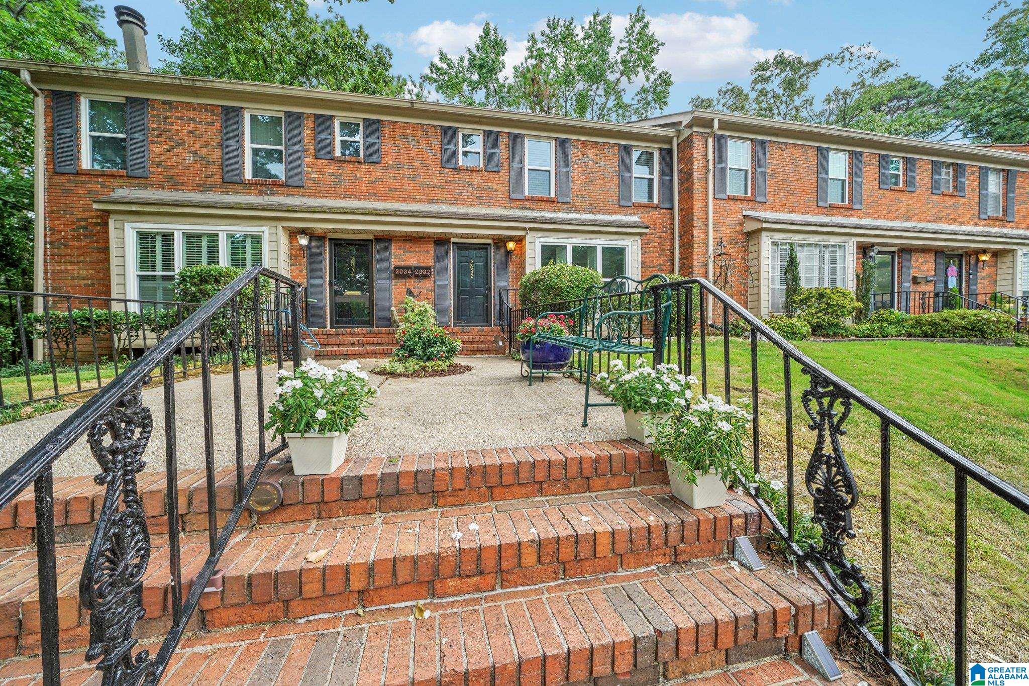 2032 MONTREAT PARKWAY 2032