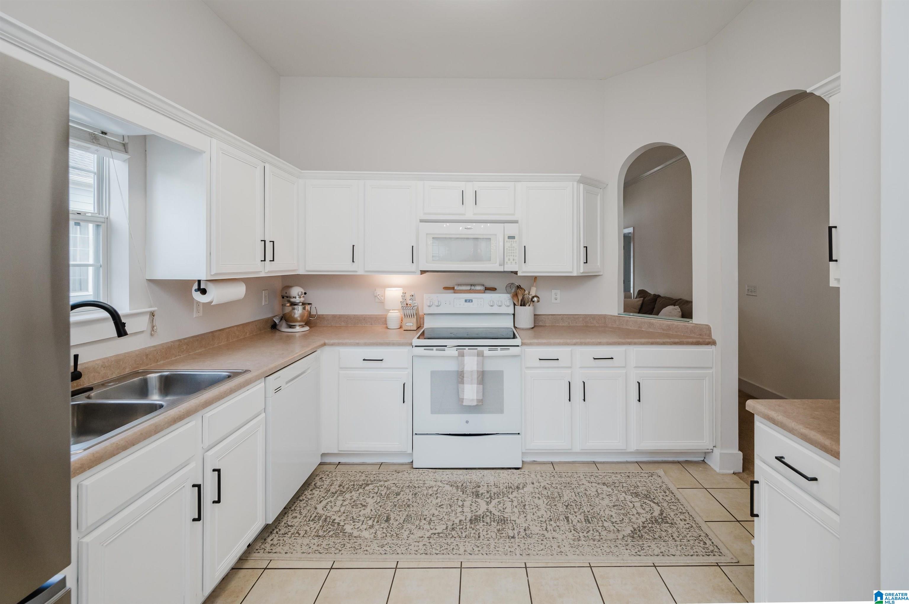 5346 MAGNOLIA SOUTH DRIVE