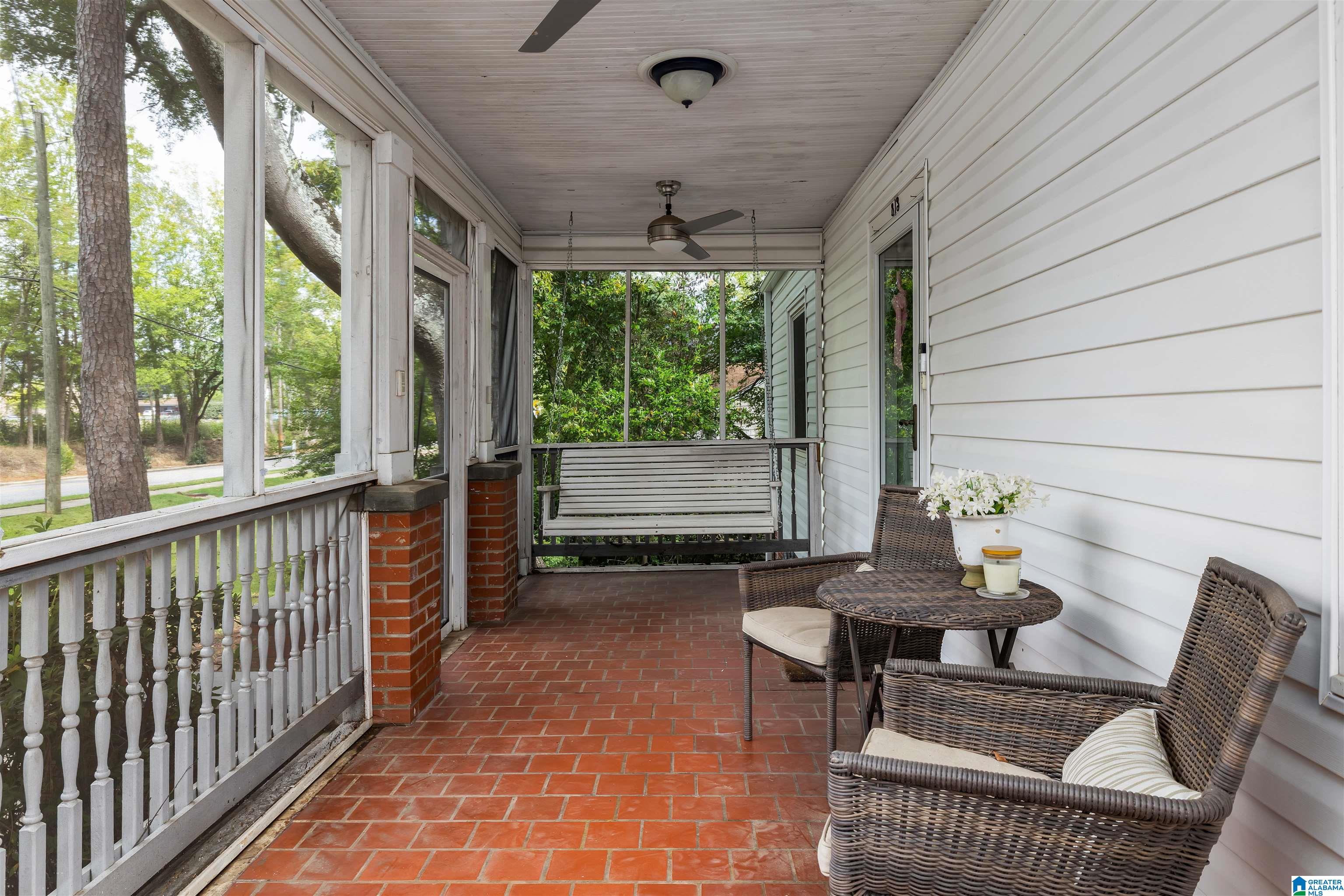 813 COLUMBIANA ROAD