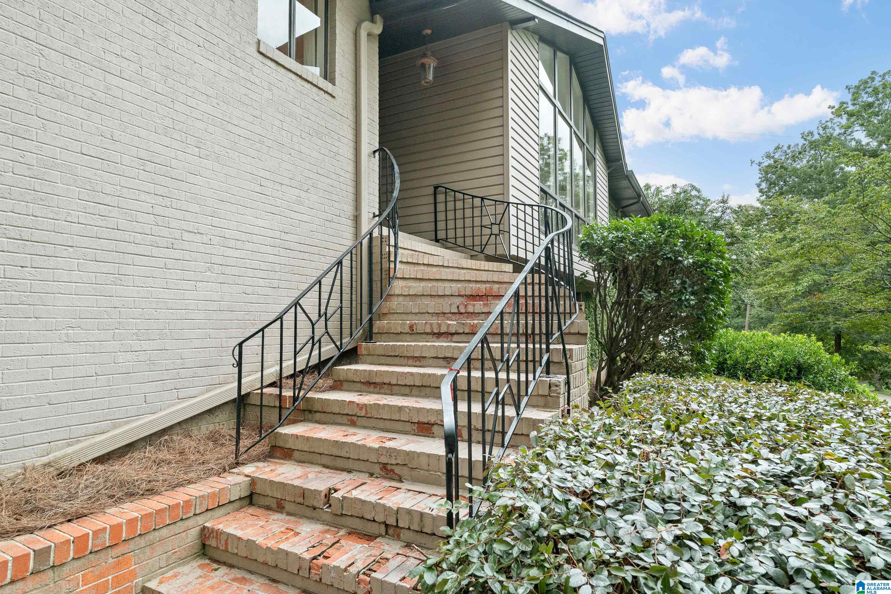 340 RICHMAR DRIVE