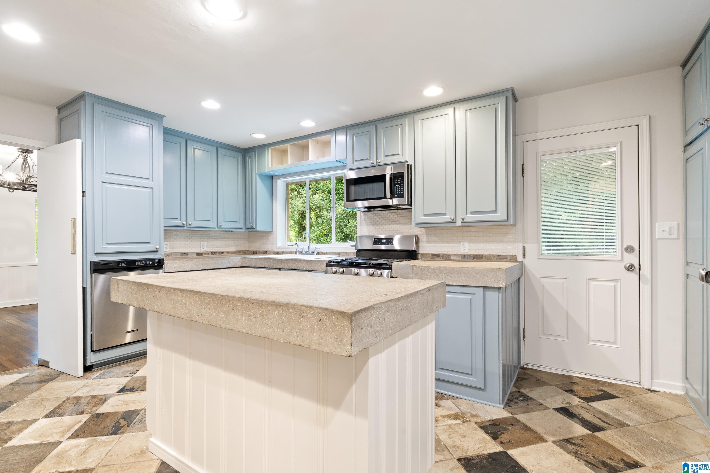 340 RICHMAR DRIVE