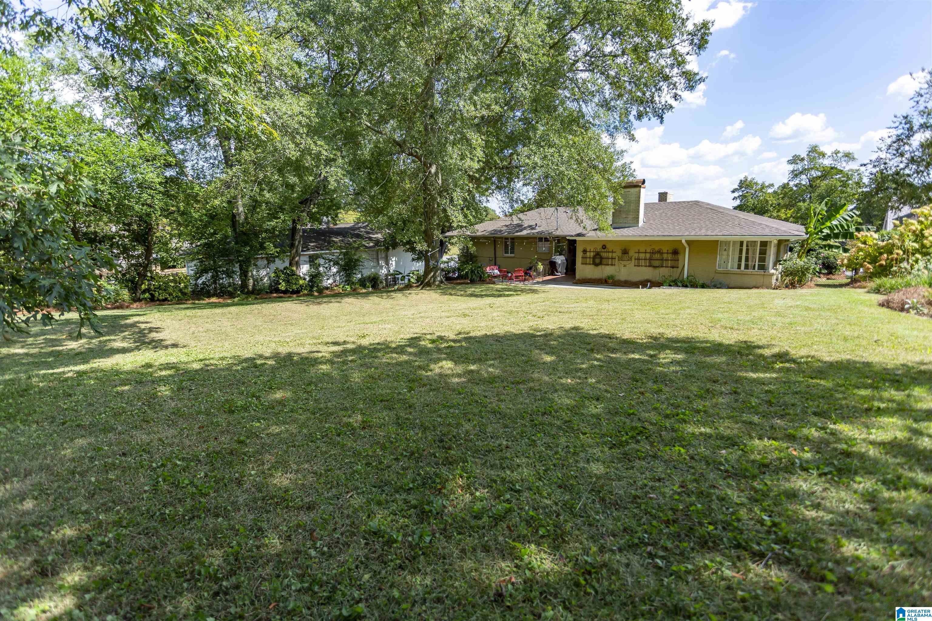 2216 CHESTNUT ROAD
