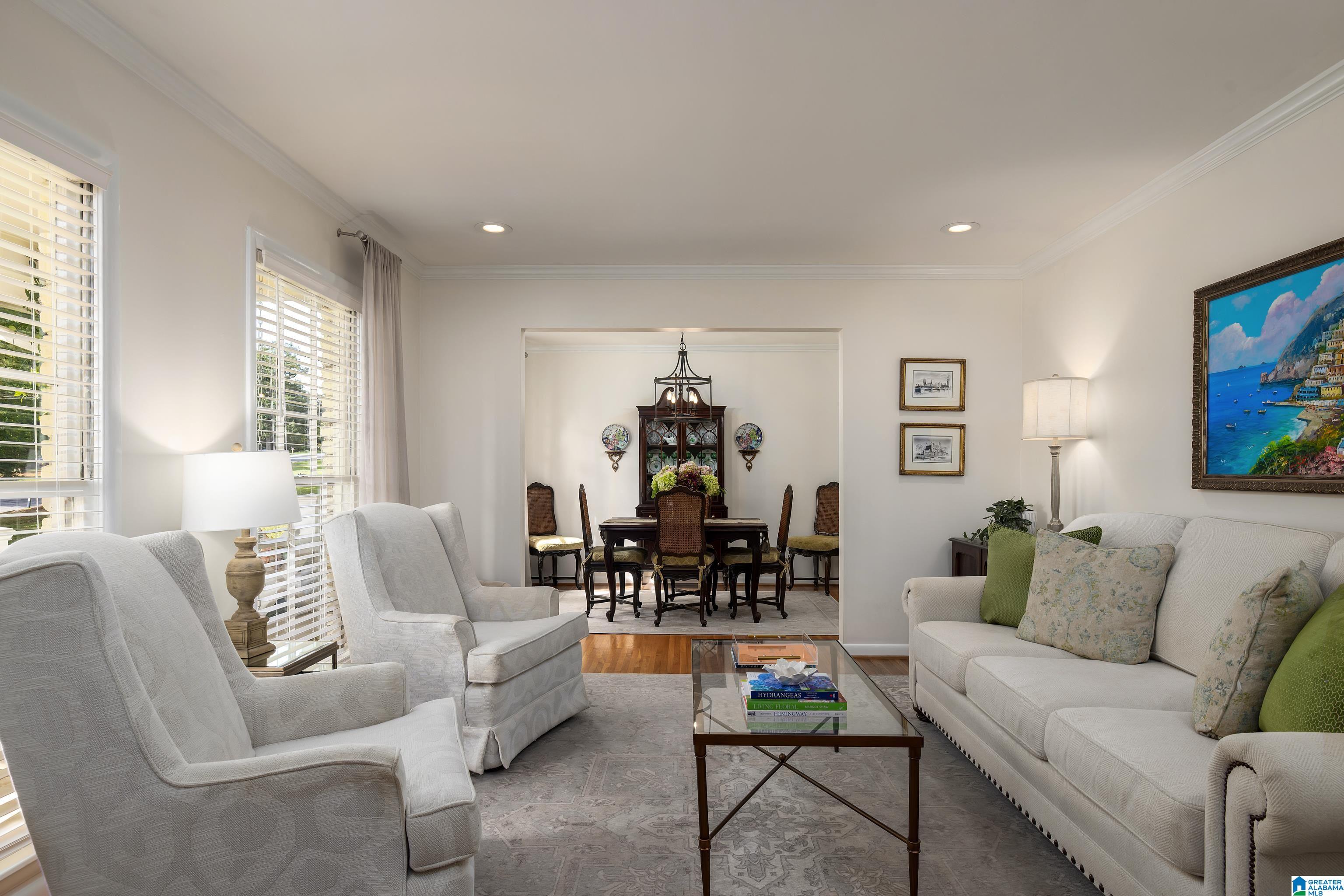 1512 LINDA VISTA DRIVE