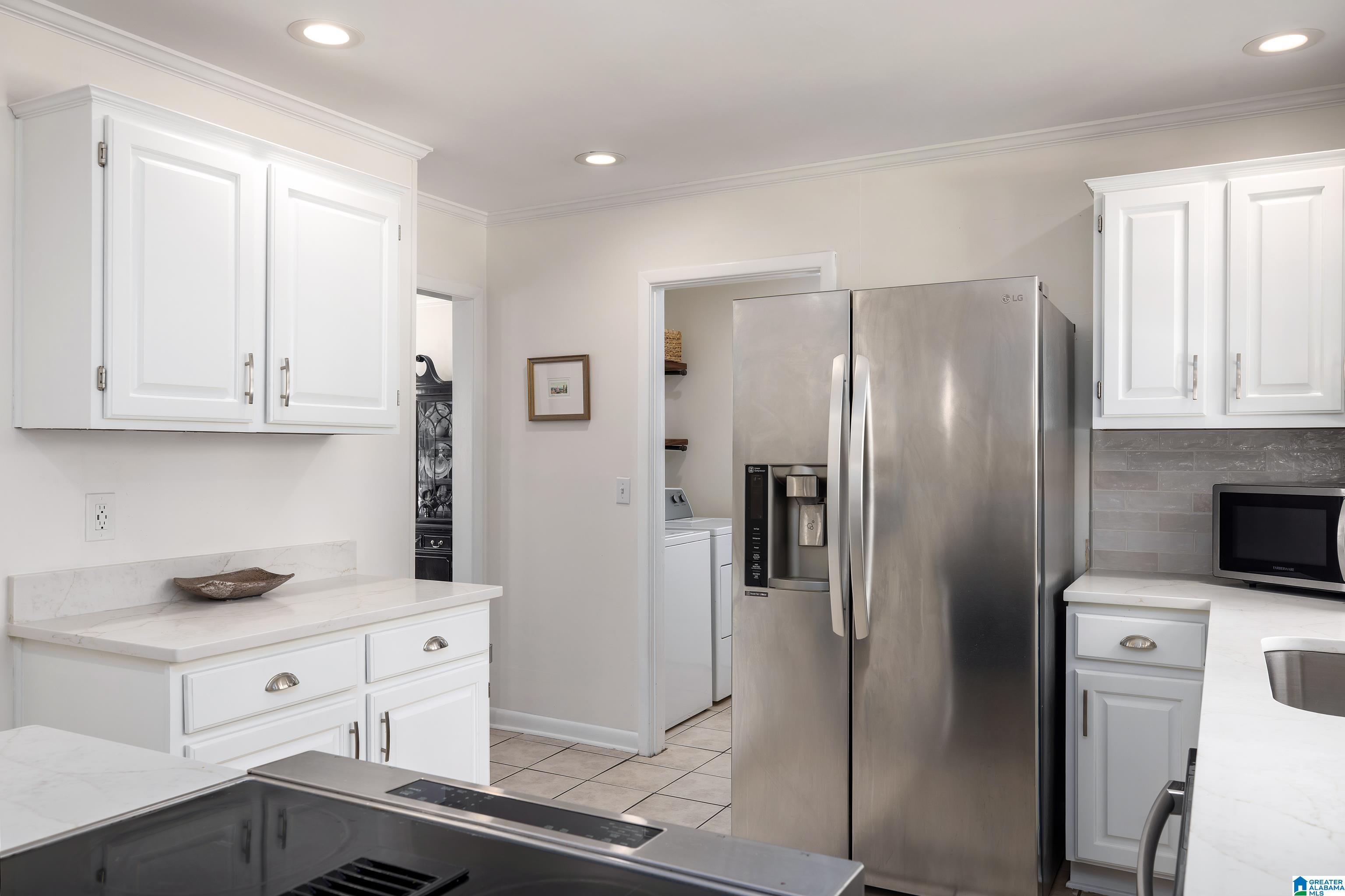 1512 LINDA VISTA DRIVE