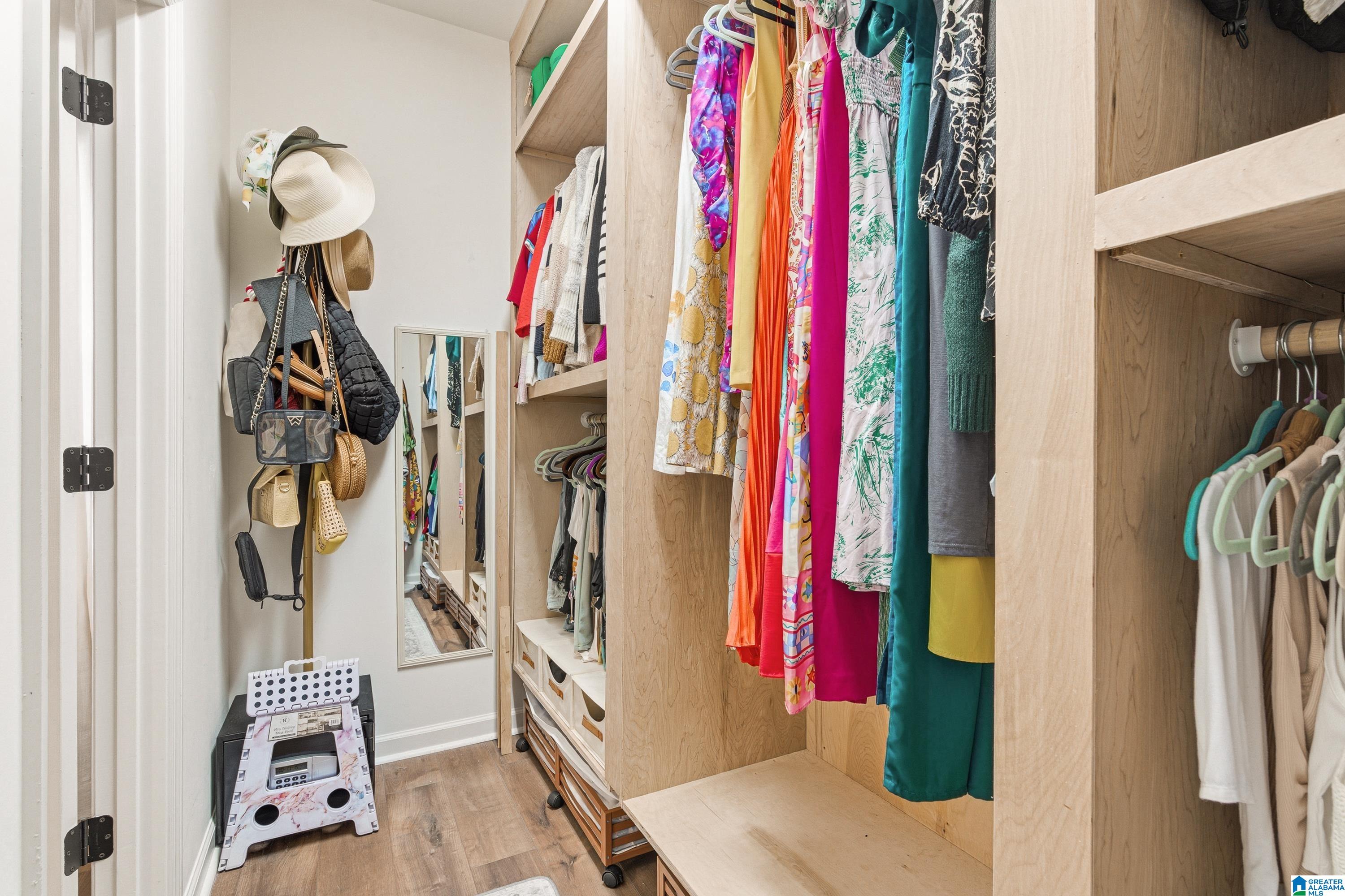 1217 IVY BROOK CIRCLE