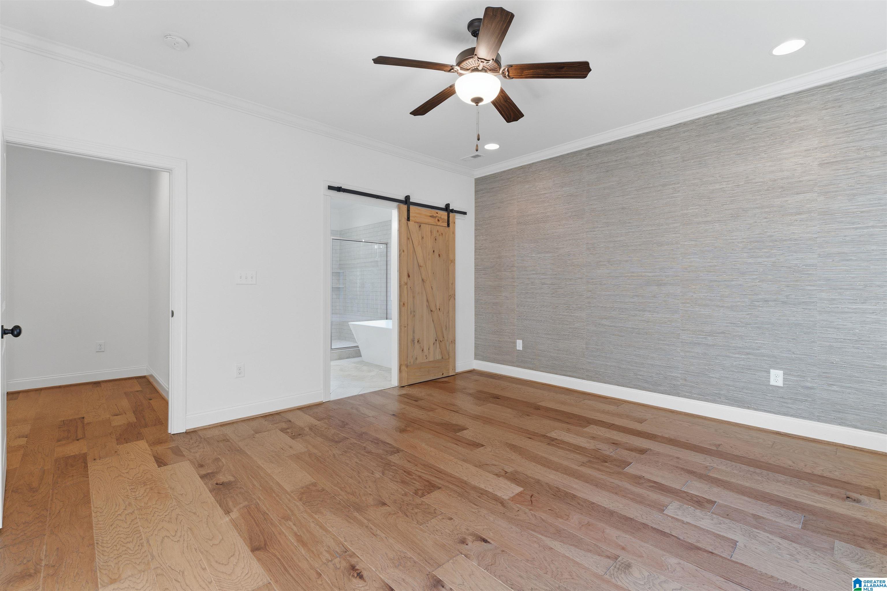 213 KINROSS CIRCLE
