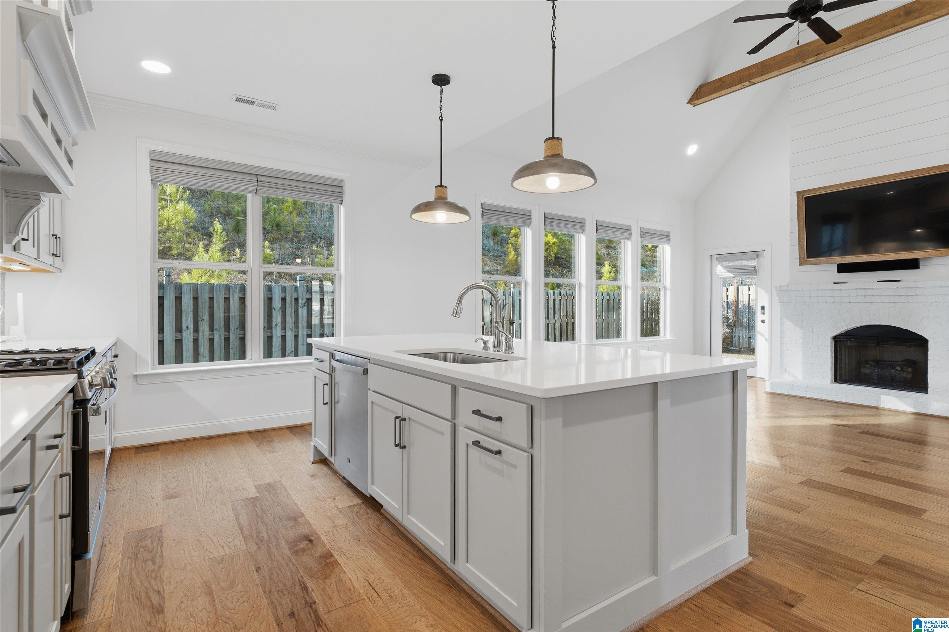 213 KINROSS CIRCLE