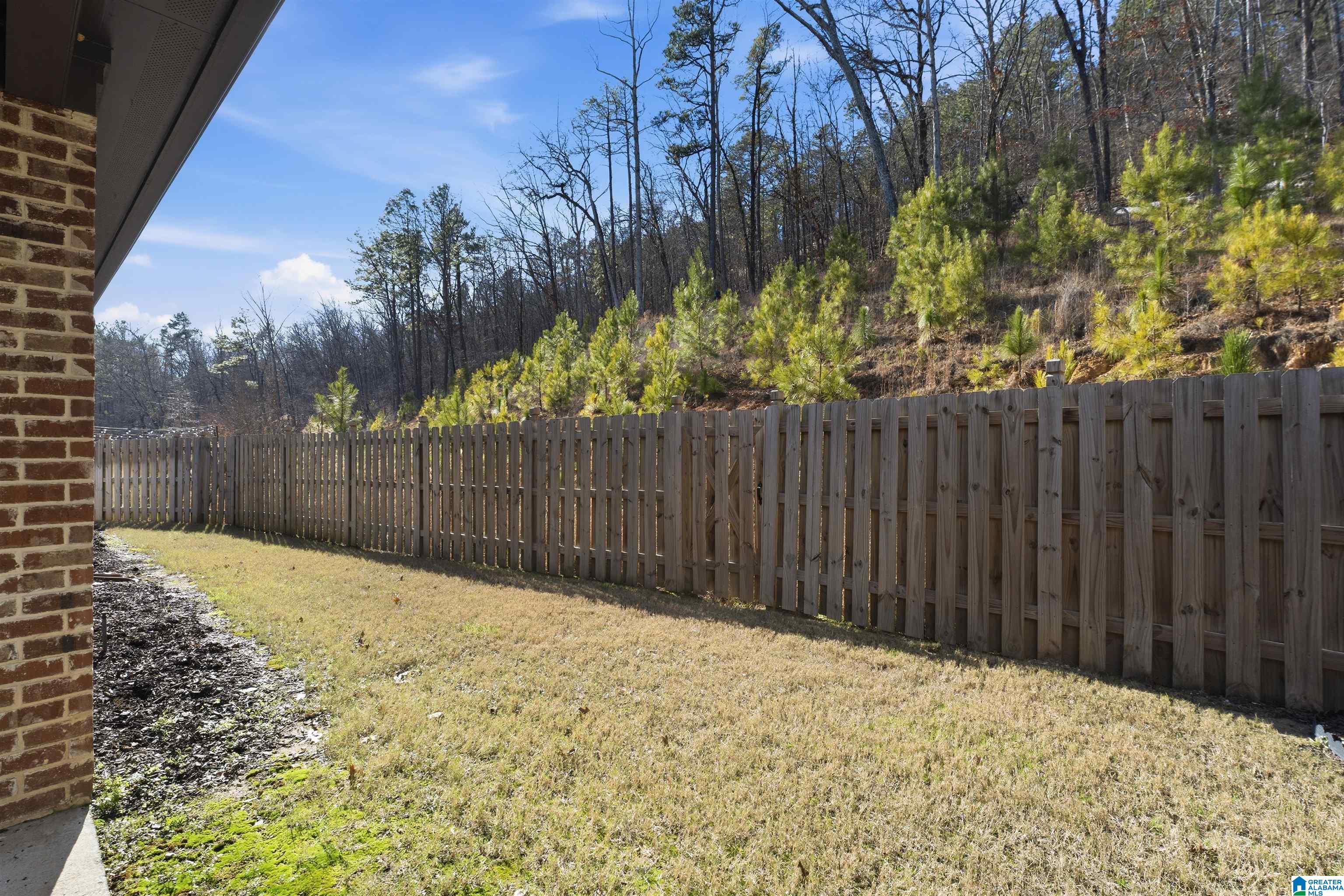 213 KINROSS CIRCLE