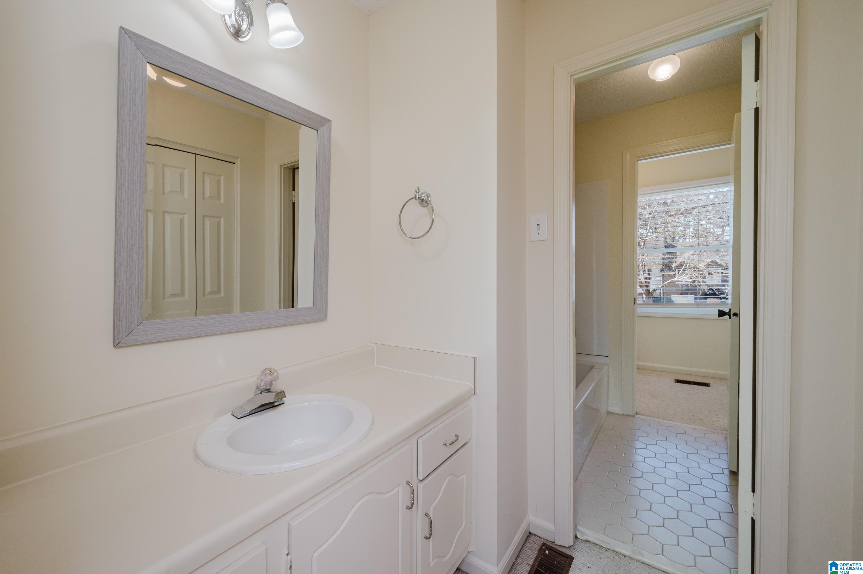 3272 OVERTON MANOR DRIVE
