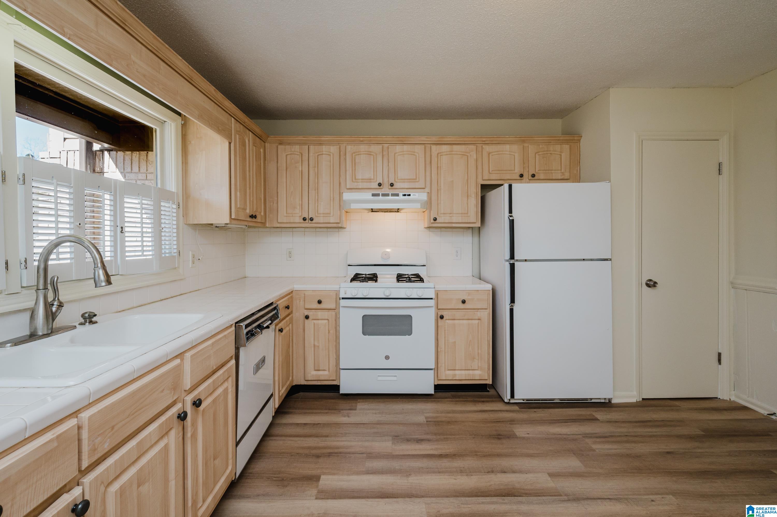 3272 OVERTON MANOR DRIVE
