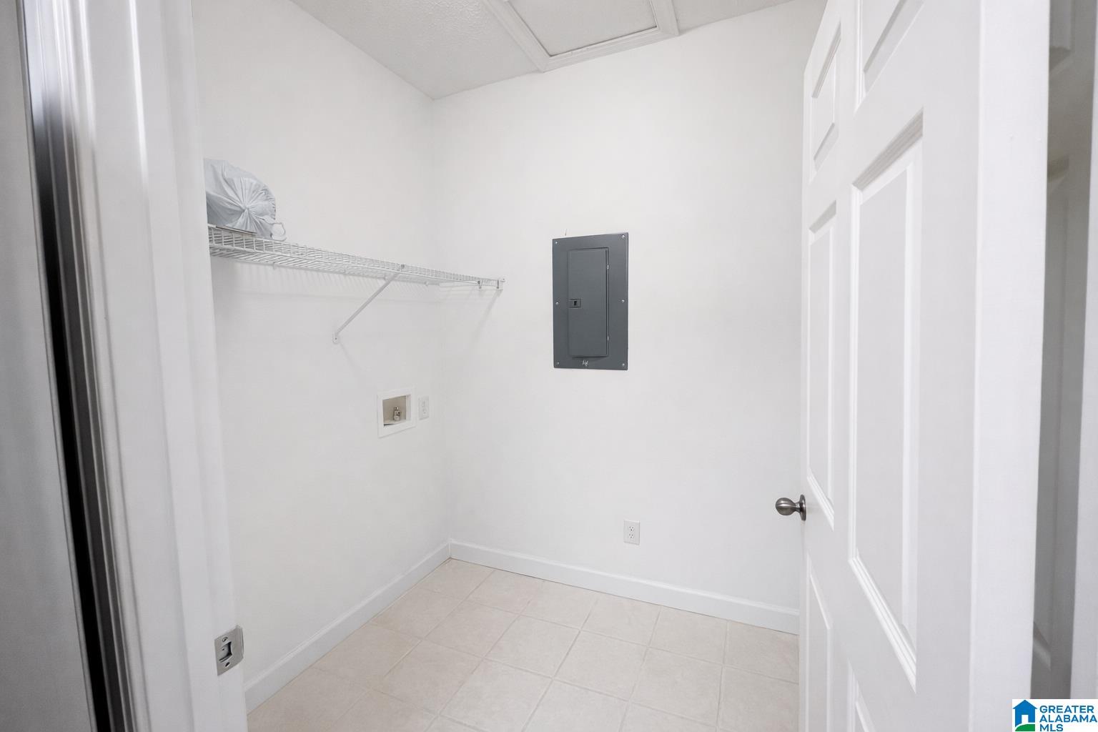209 STERLING OAKS DRIVE 209