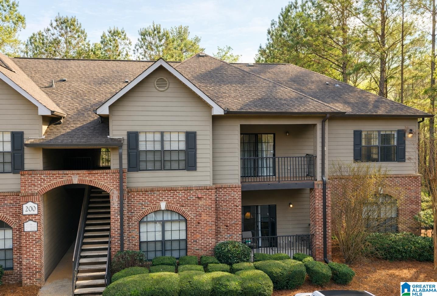 209 STERLING OAKS DRIVE 209