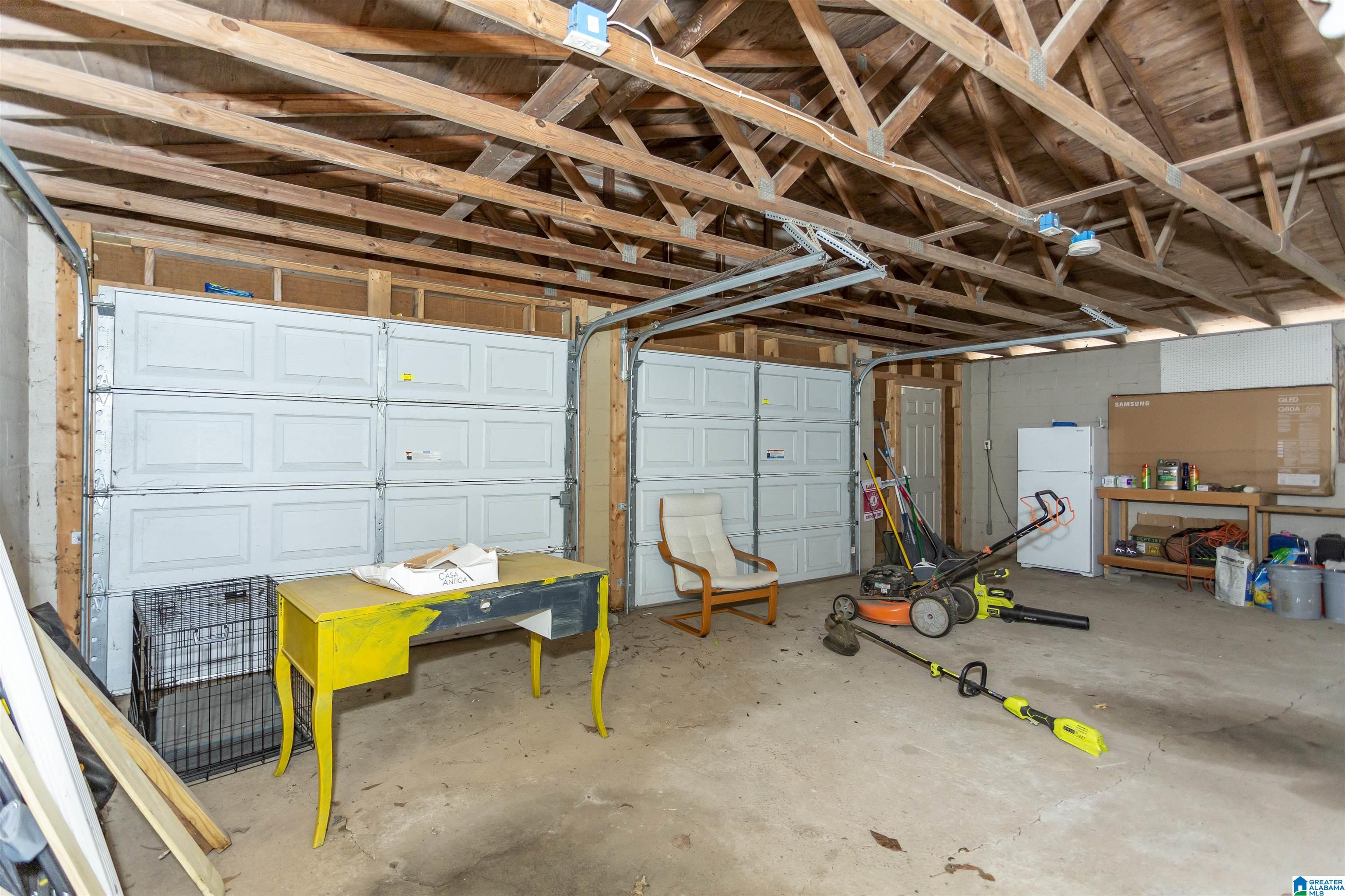 1621 CRESTHILL ROAD