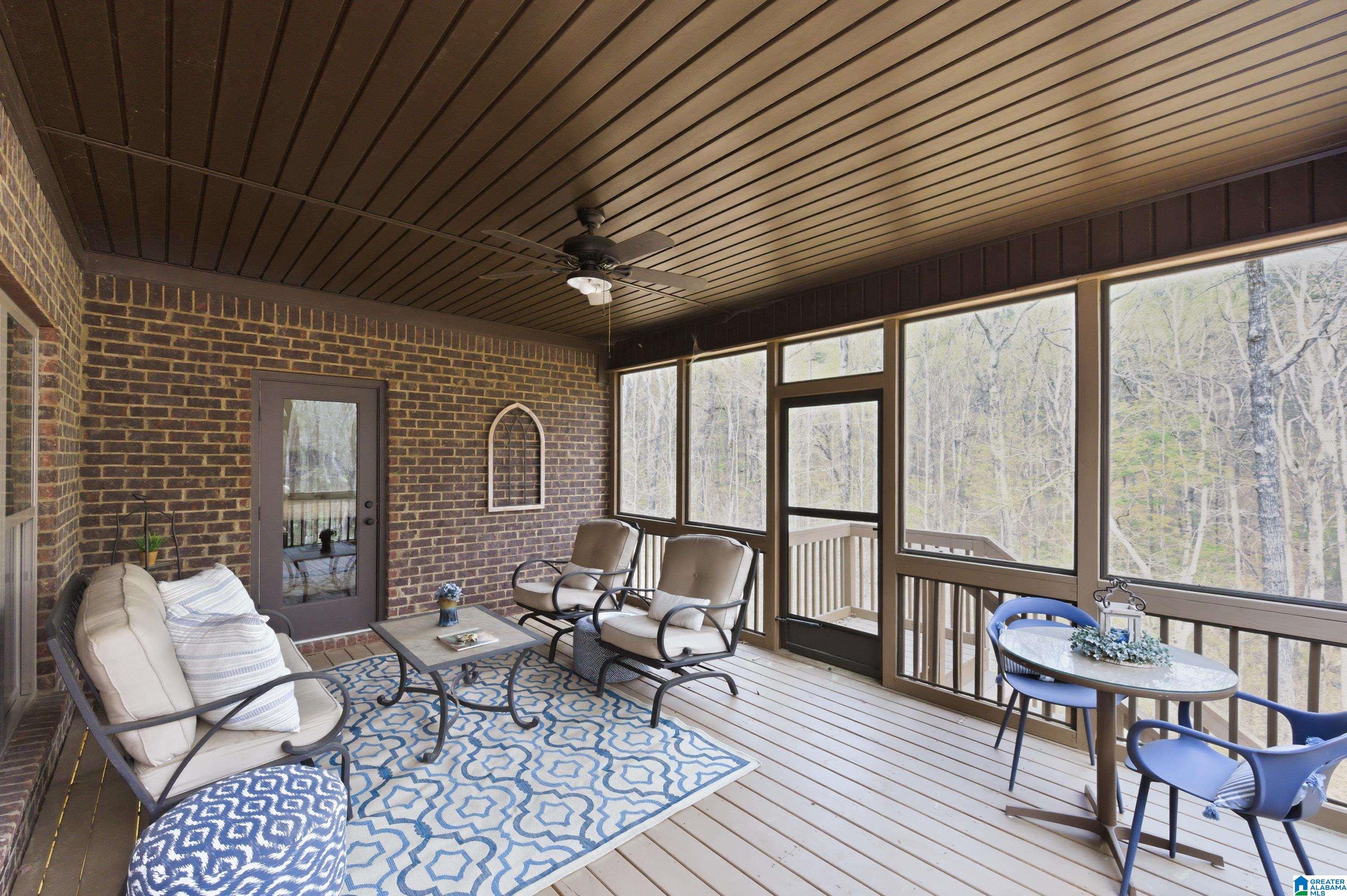 156 AUTUMN VIEW DRIVE