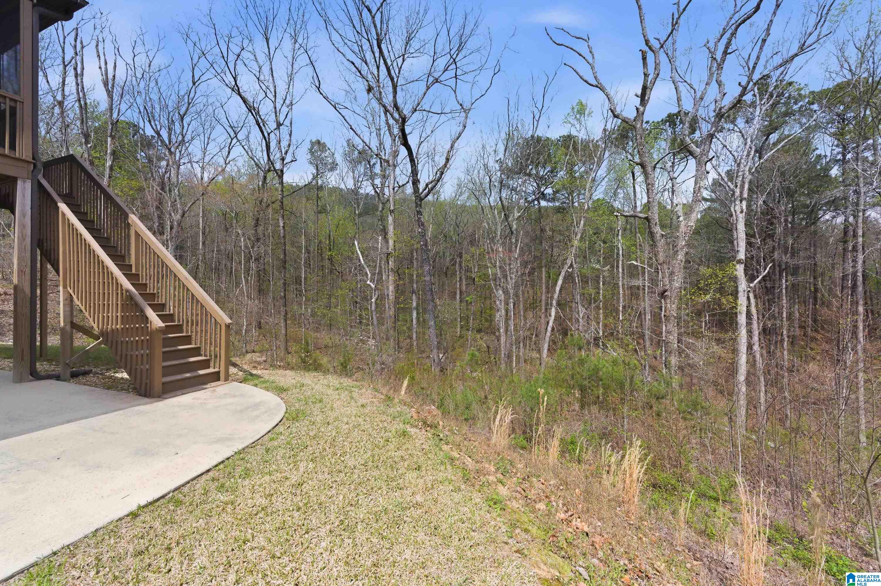 156 AUTUMN VIEW DRIVE