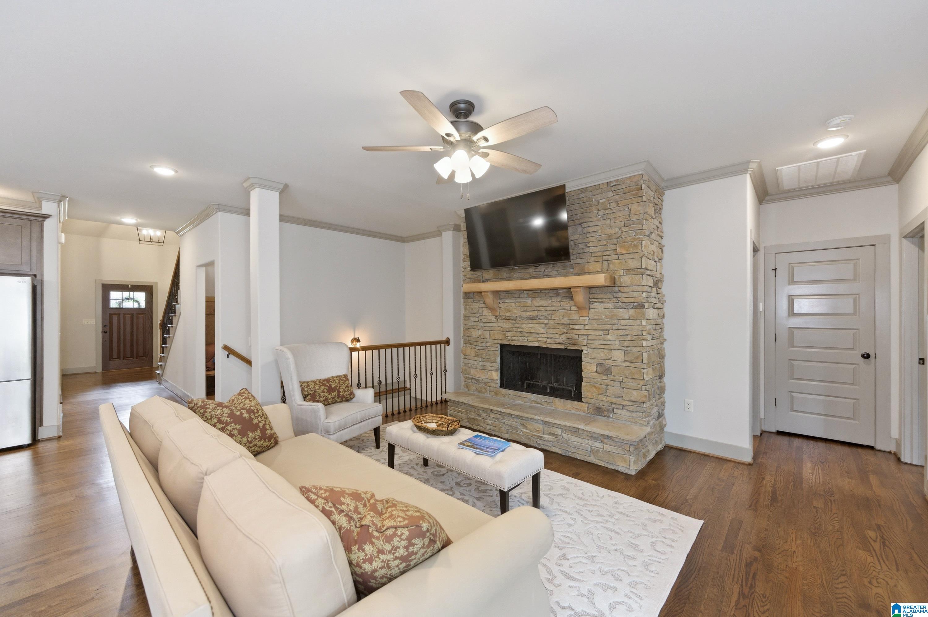 156 AUTUMN VIEW DRIVE