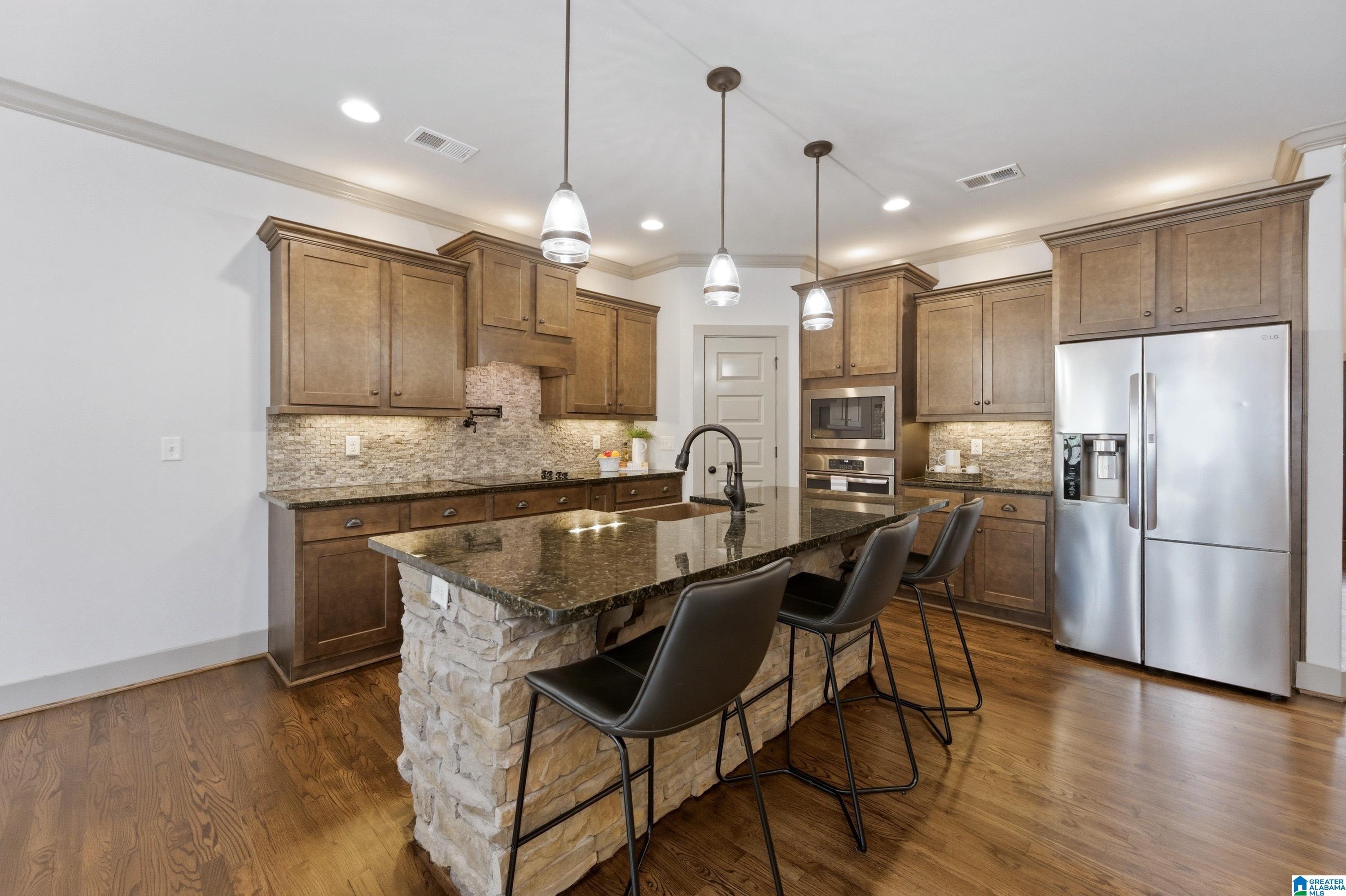 156 AUTUMN VIEW DRIVE
