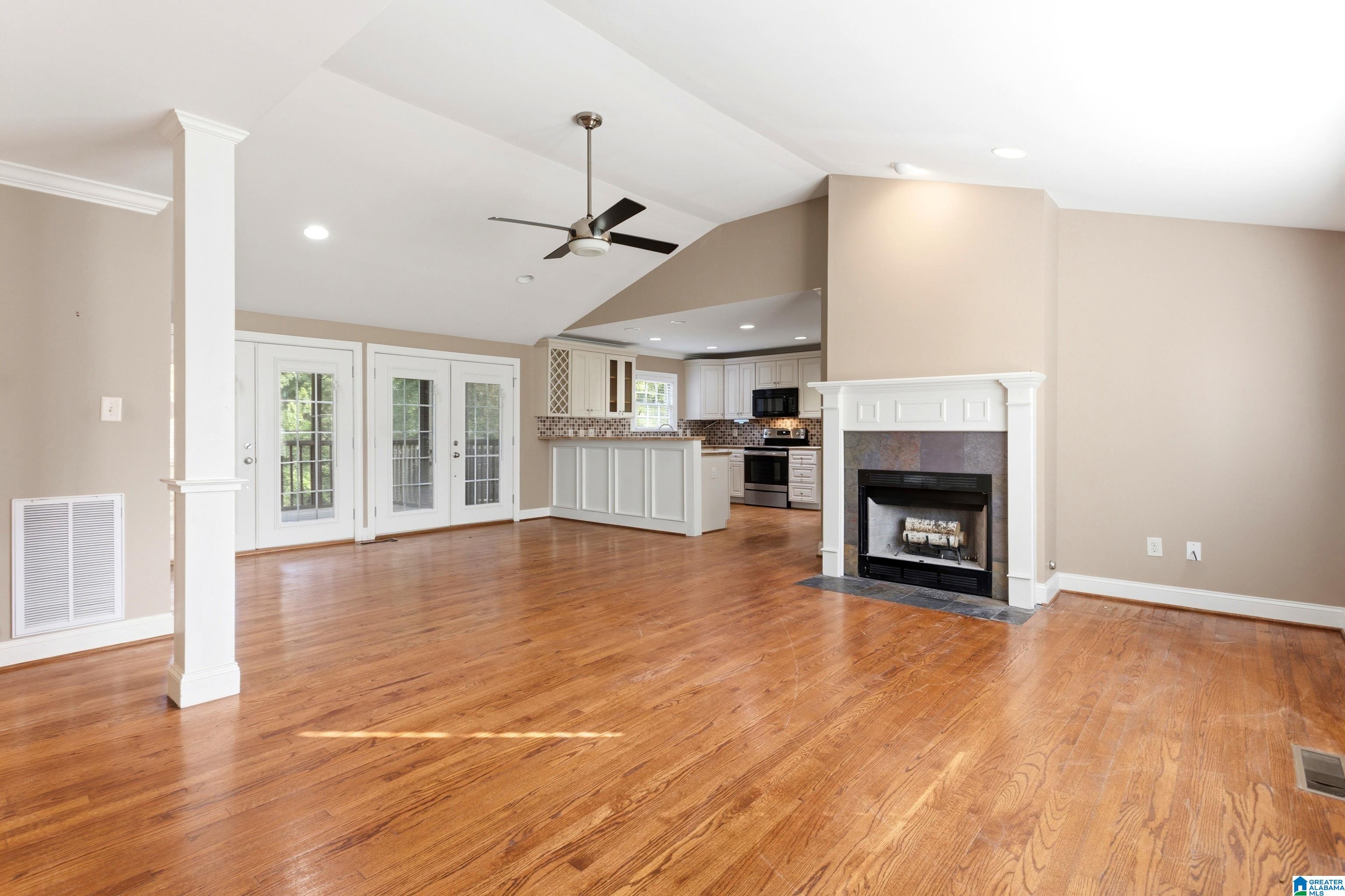 3220 VALLEY PARK DRIVE