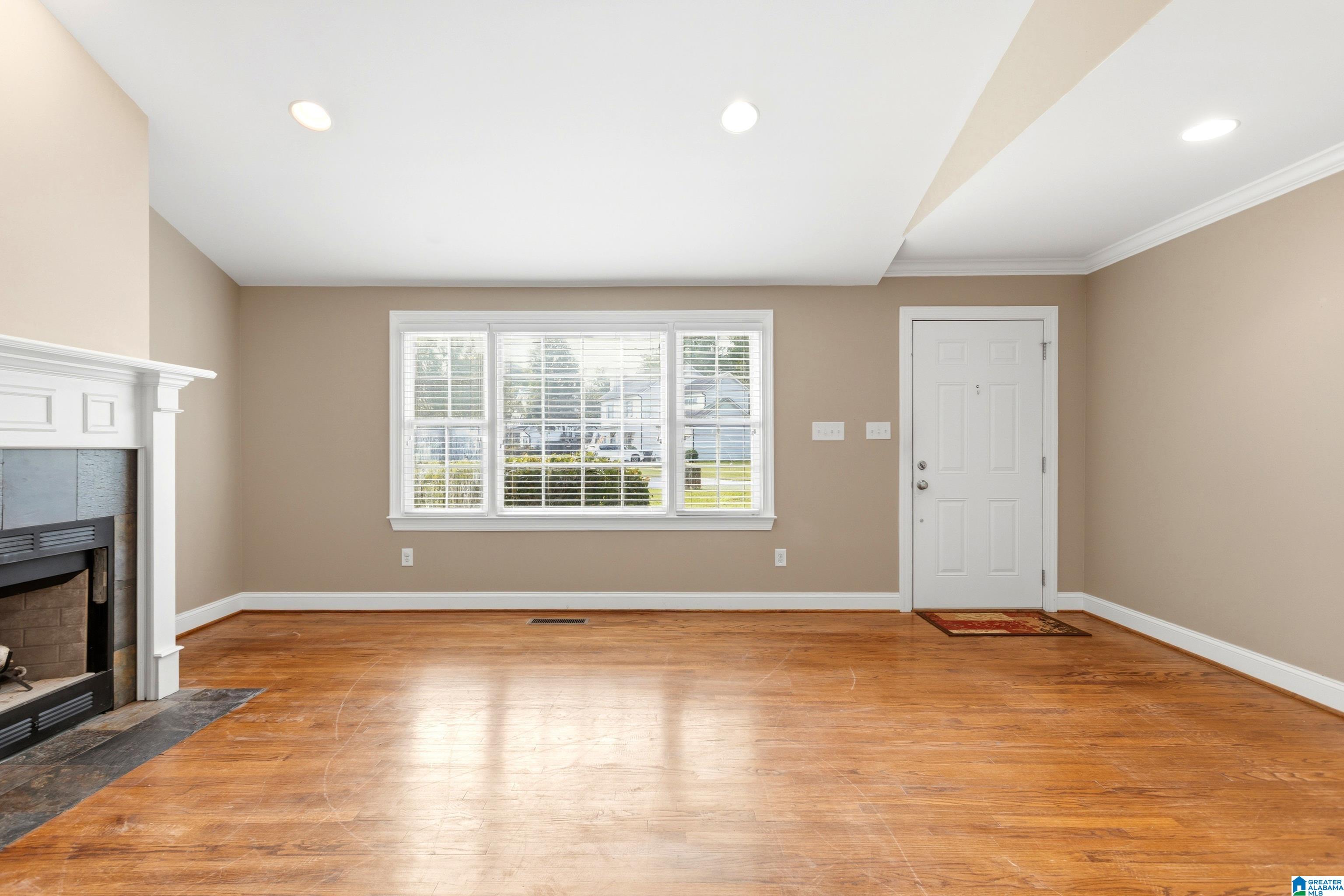 3220 VALLEY PARK DRIVE