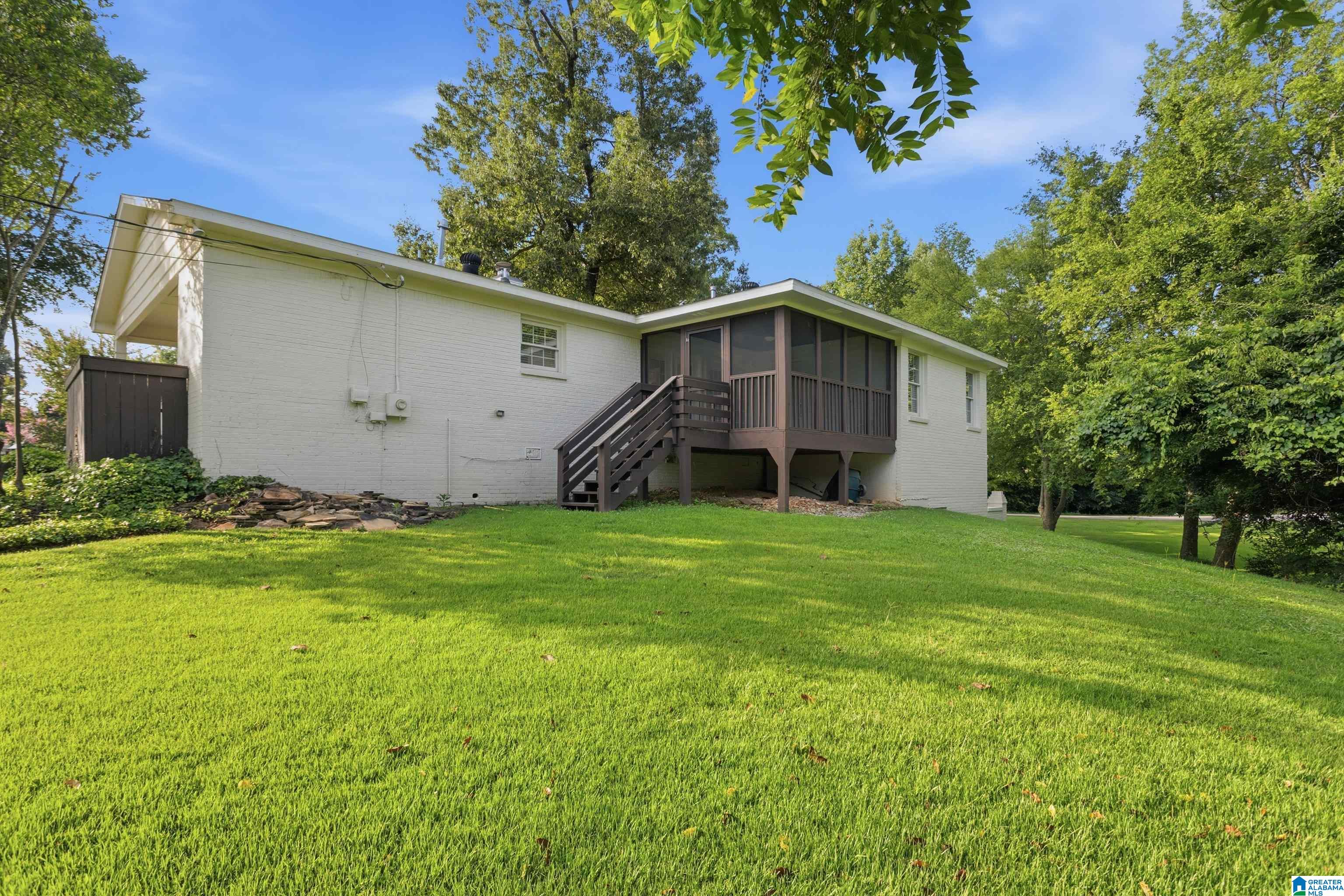 3220 VALLEY PARK DRIVE
