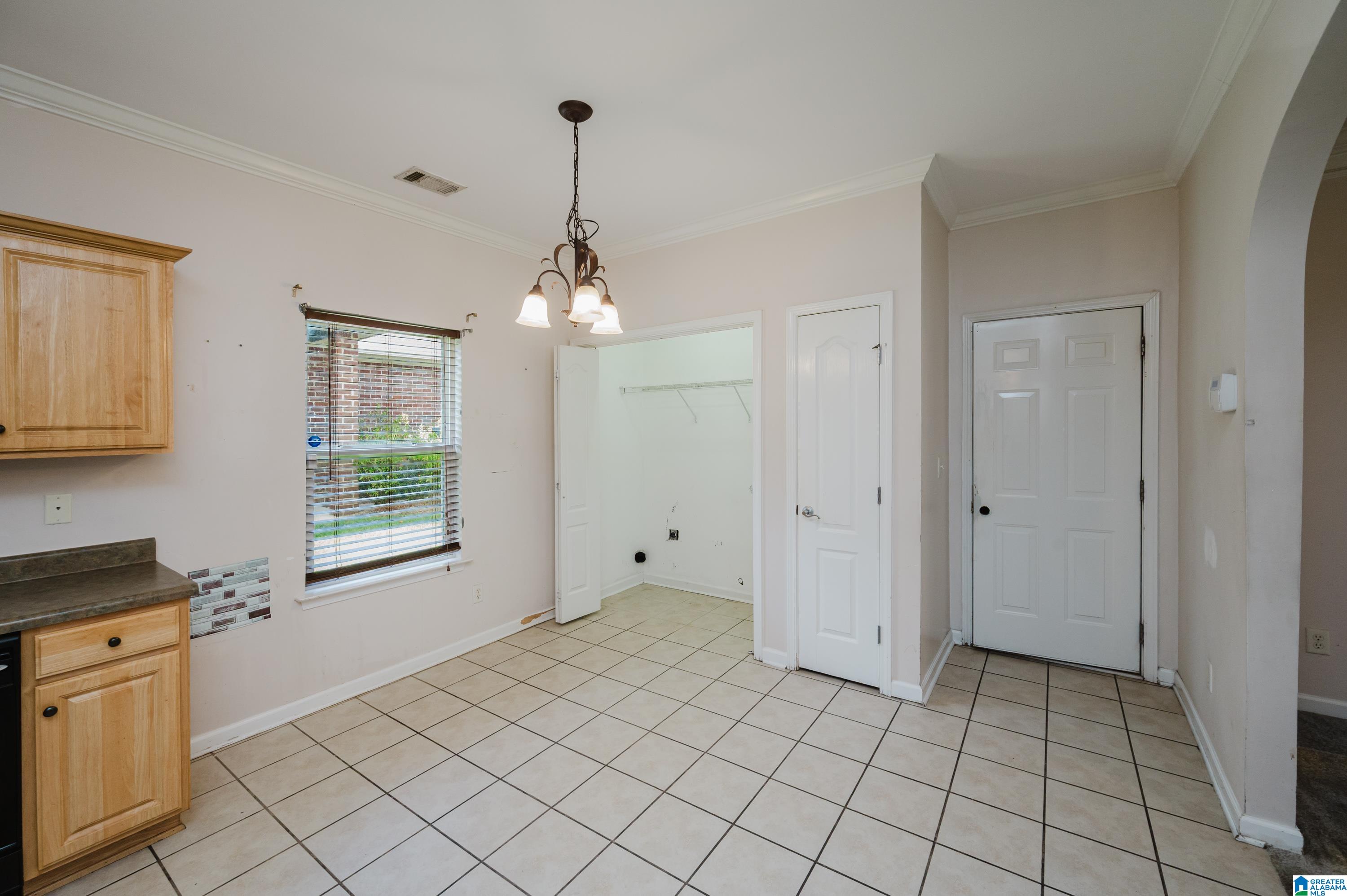 2733 OXMOOR WAY