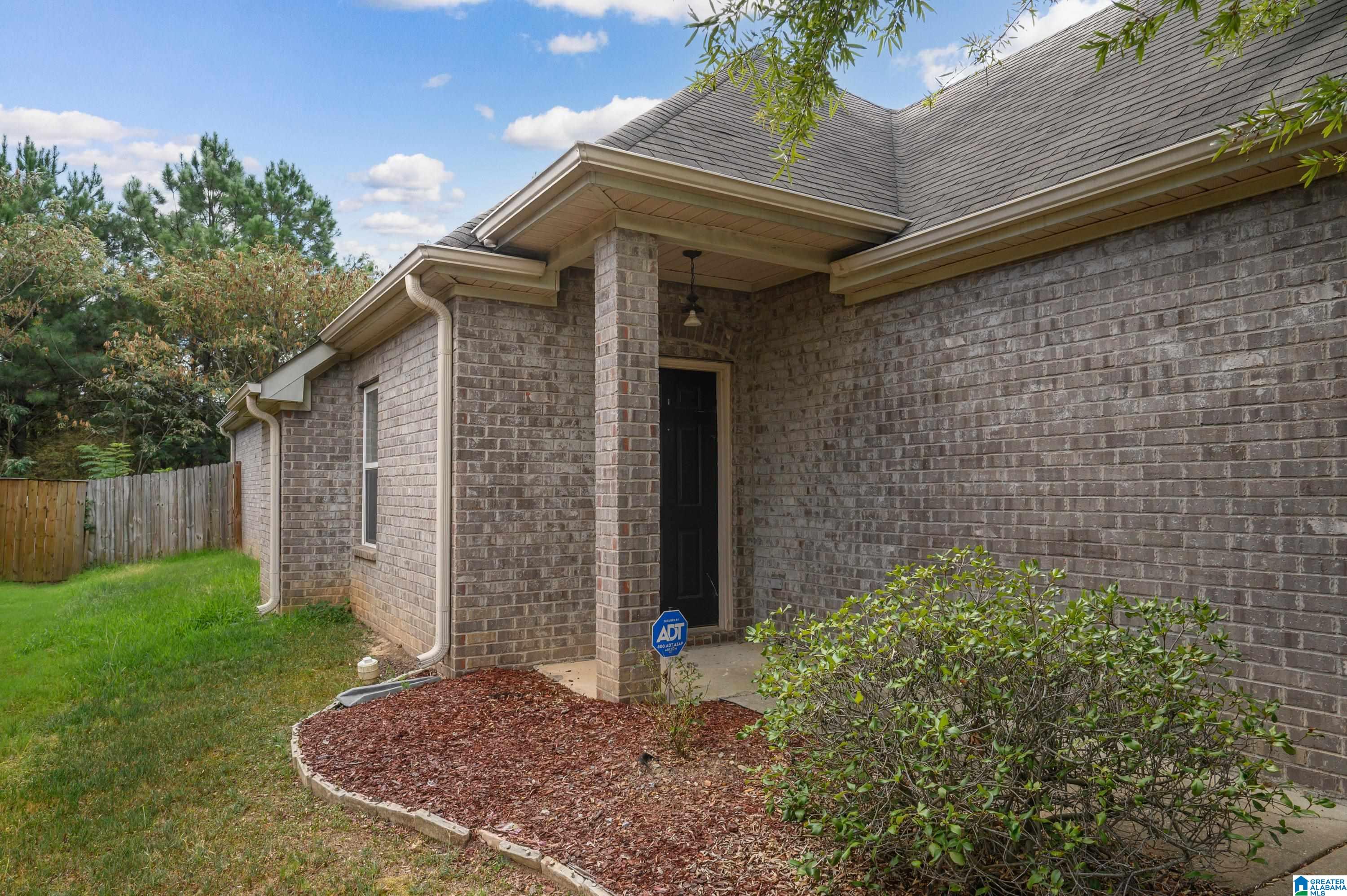 2733 OXMOOR WAY