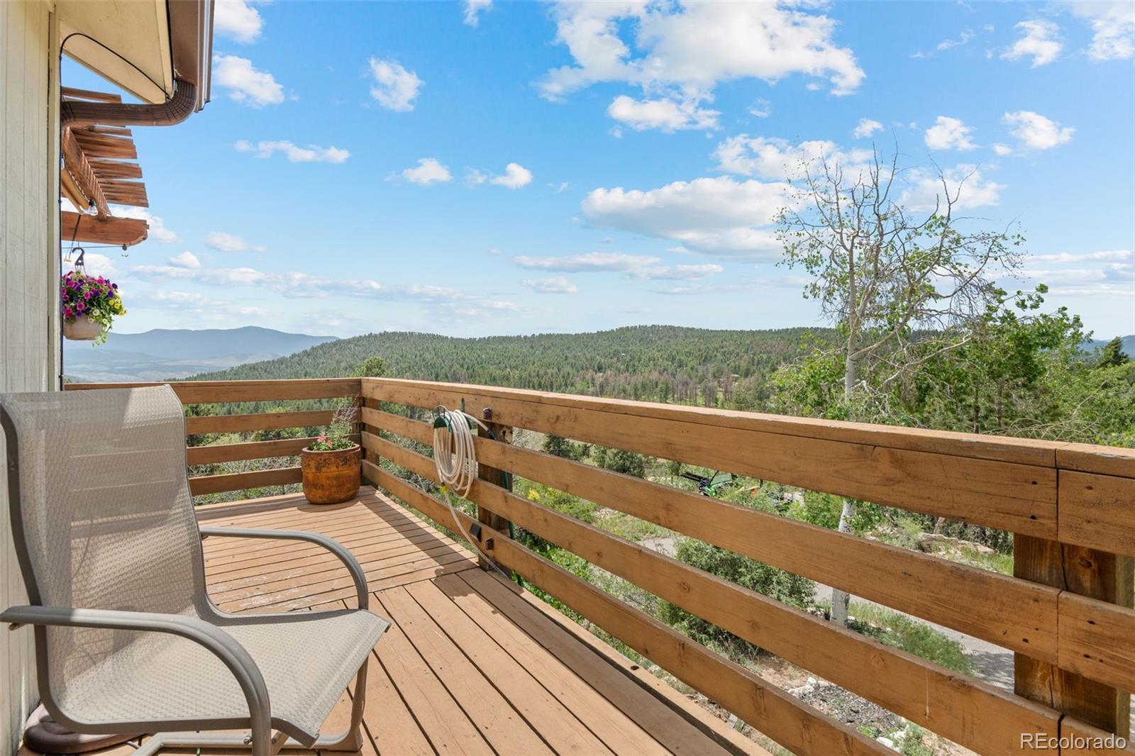 13976 Wamblee Trail