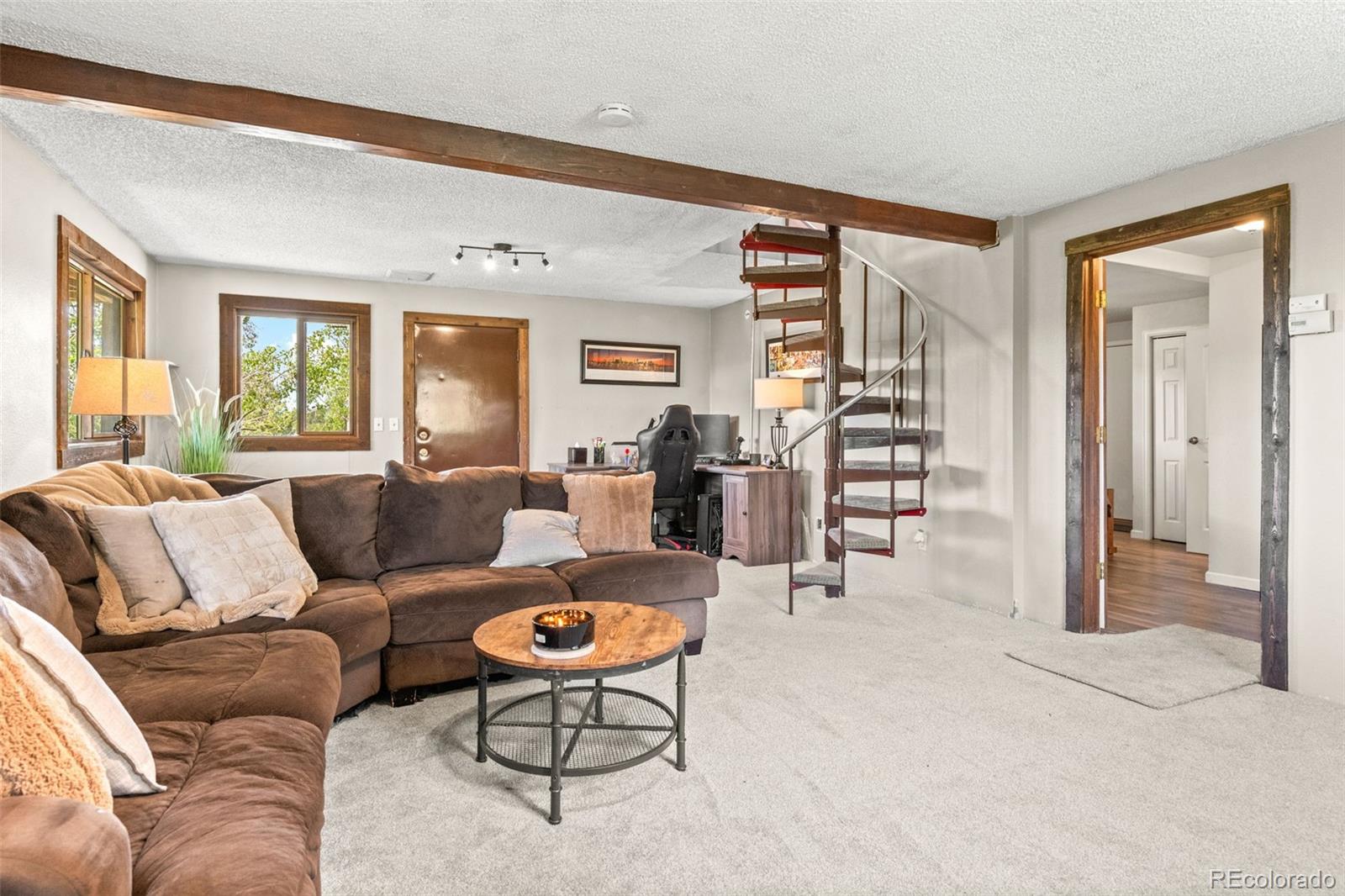 13976 Wamblee Trail