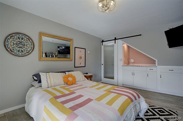 4969 S Indian Trail