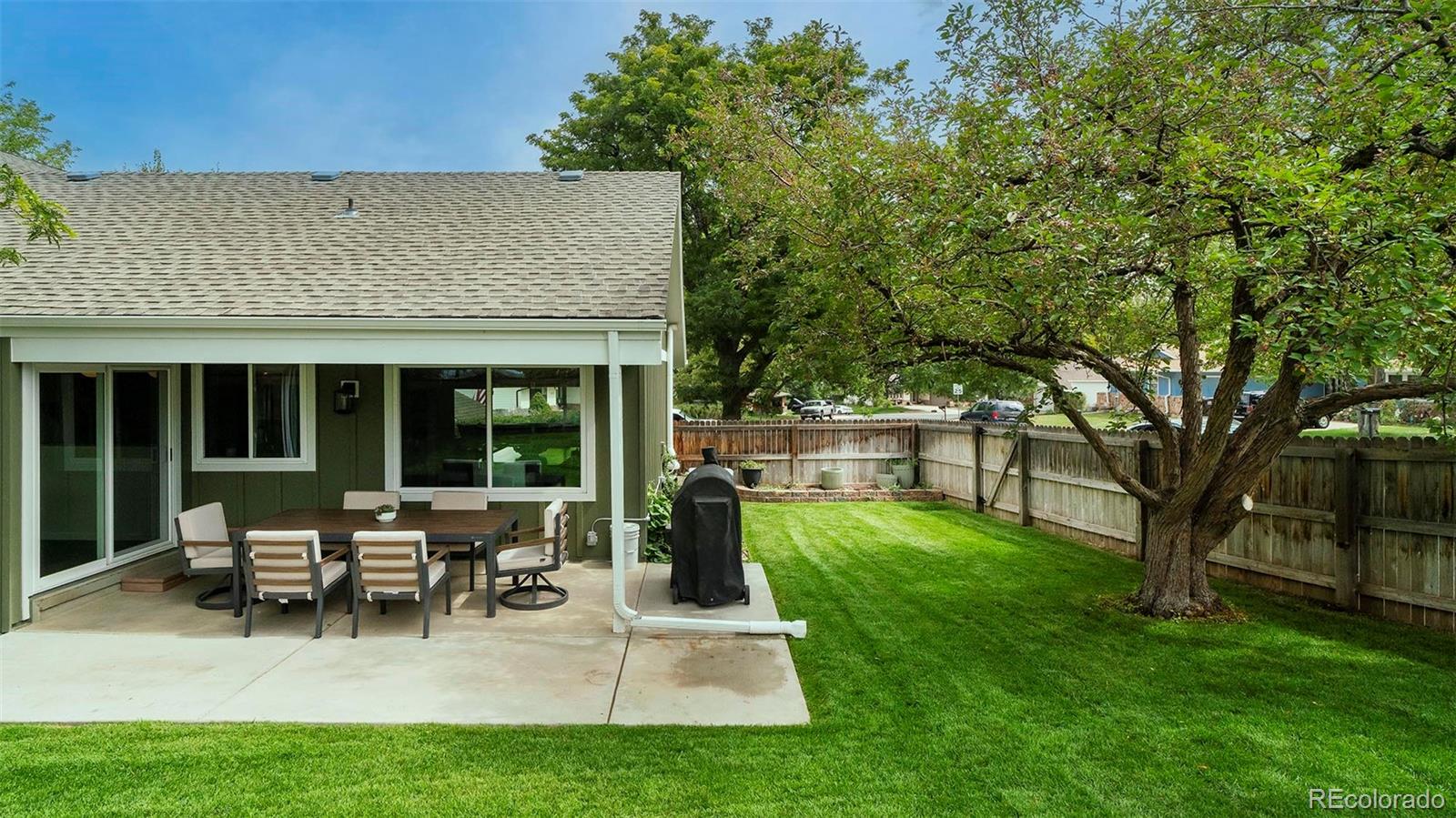 10101 Zenobia Circle