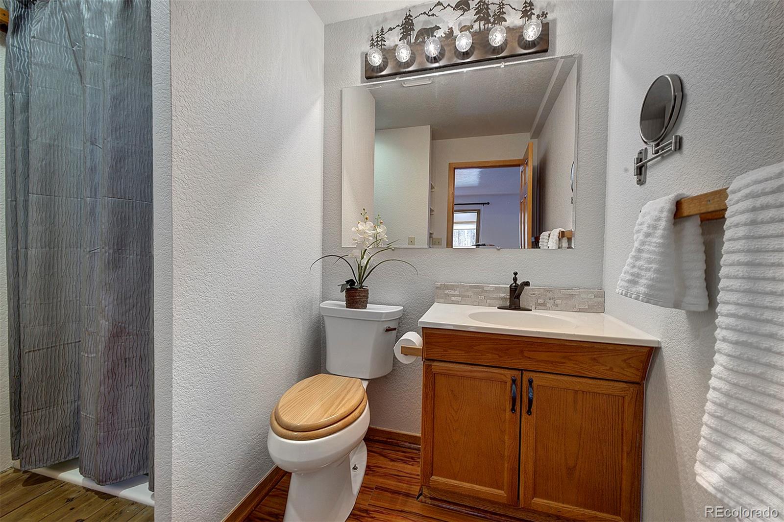 27987 Richmond Hill Road